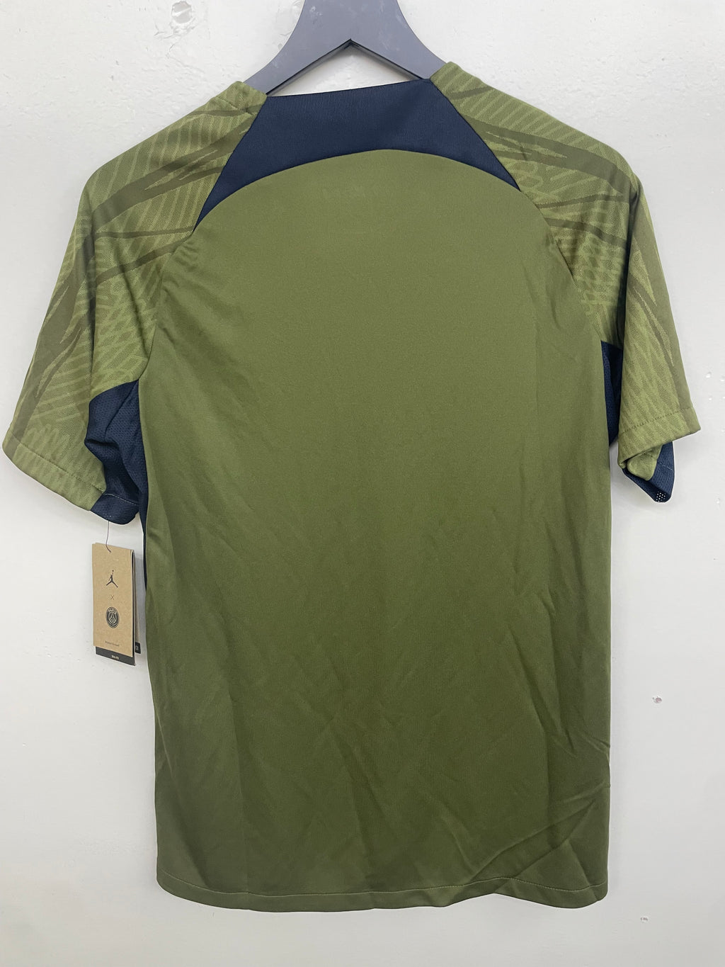 Jordan Paris Saint-Germain 2023/24 Fourth Strike Training Top