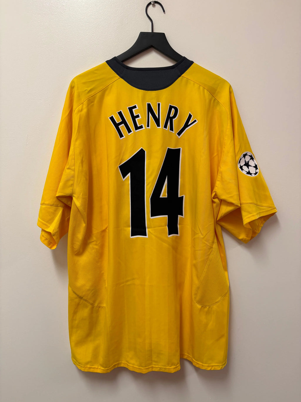 Nike Arsenal FC 2005-06 Away Jersey- T.Henry #14 STA Apparel