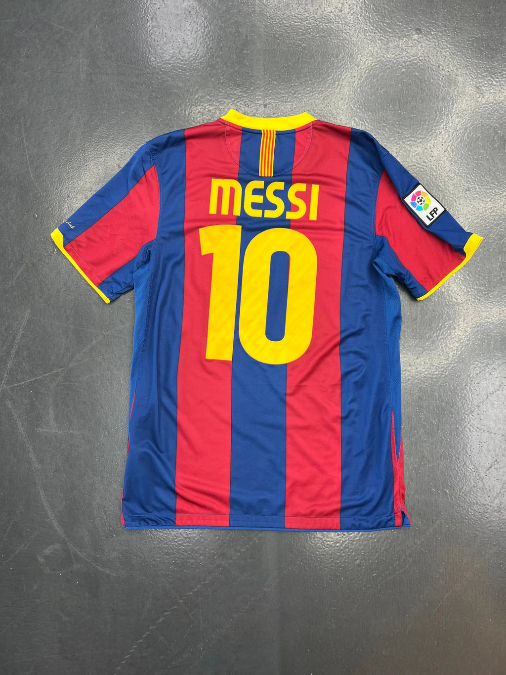 Nike FC Barcelona 2010–11 Home Messi #10 Jersey STA Apparel