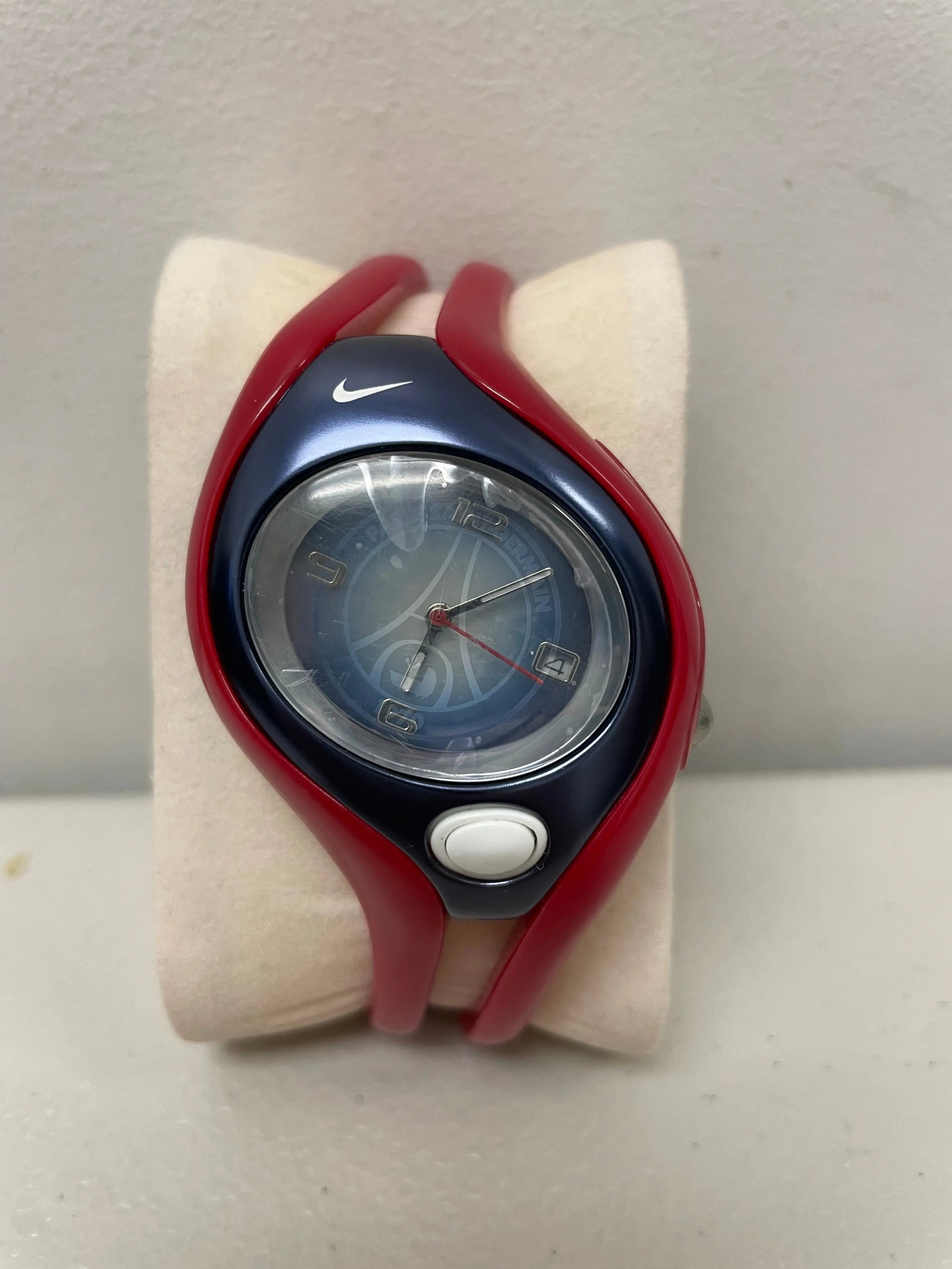 Nike Triax Swift PSG Analog Watch STA Apparel