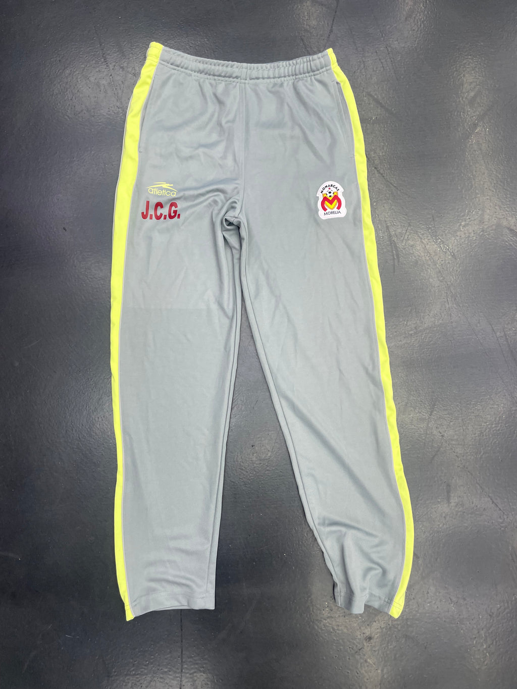 Atletica Monarcas Morelia Training Pants – Gray/Volt