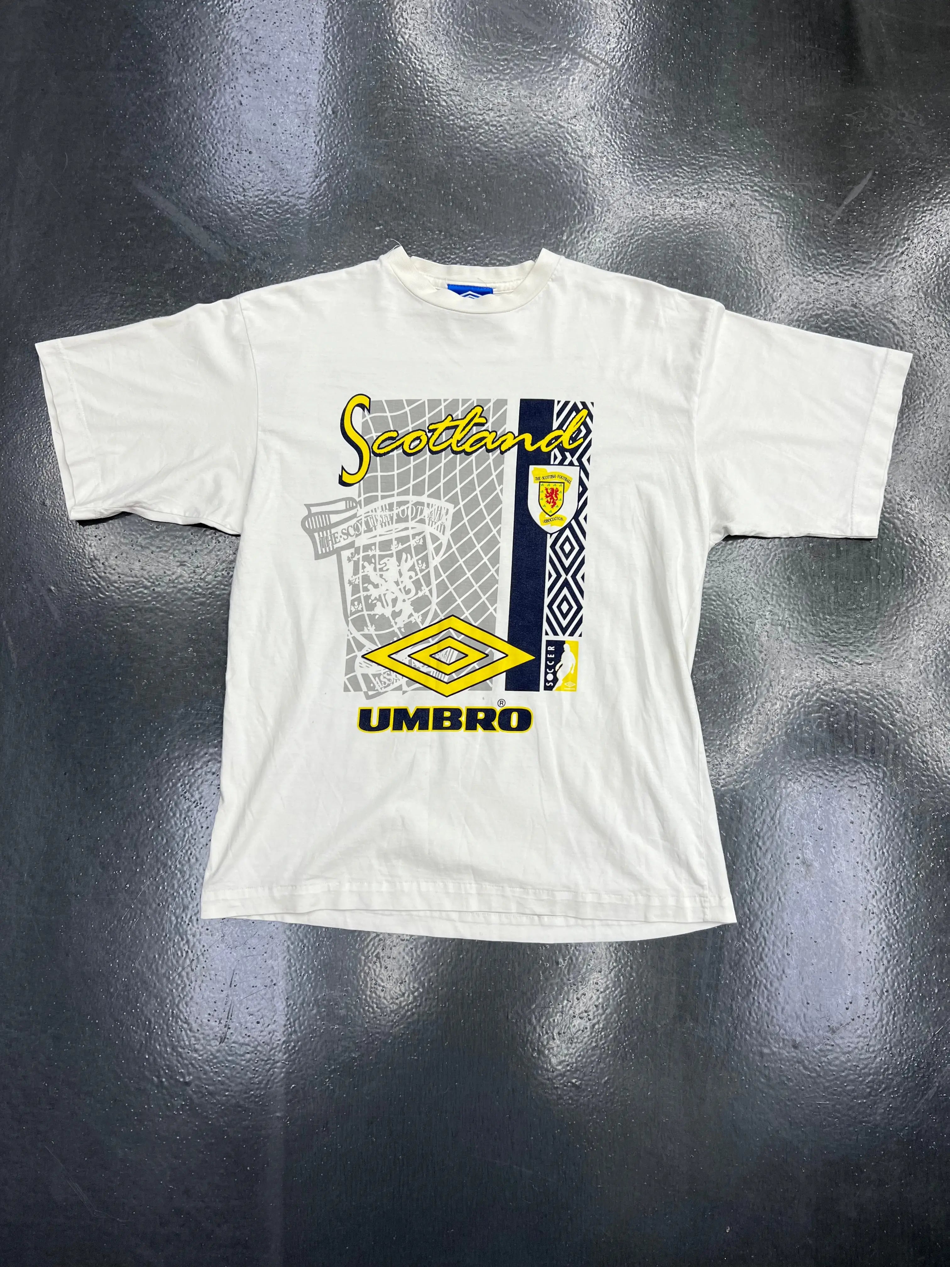 Vintage Umbro Scotland Graphic Tee – 90s Style Football Heritage STA Apparel