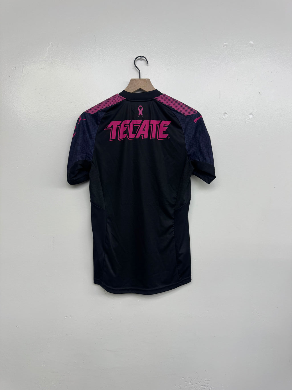 Puma Chivas 2017/18 Limited Edition- Breast Cancer Awareness