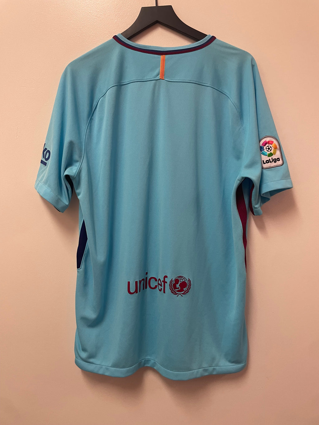 Nike FC Barcelona 2017–18 Away Stadium Jersey