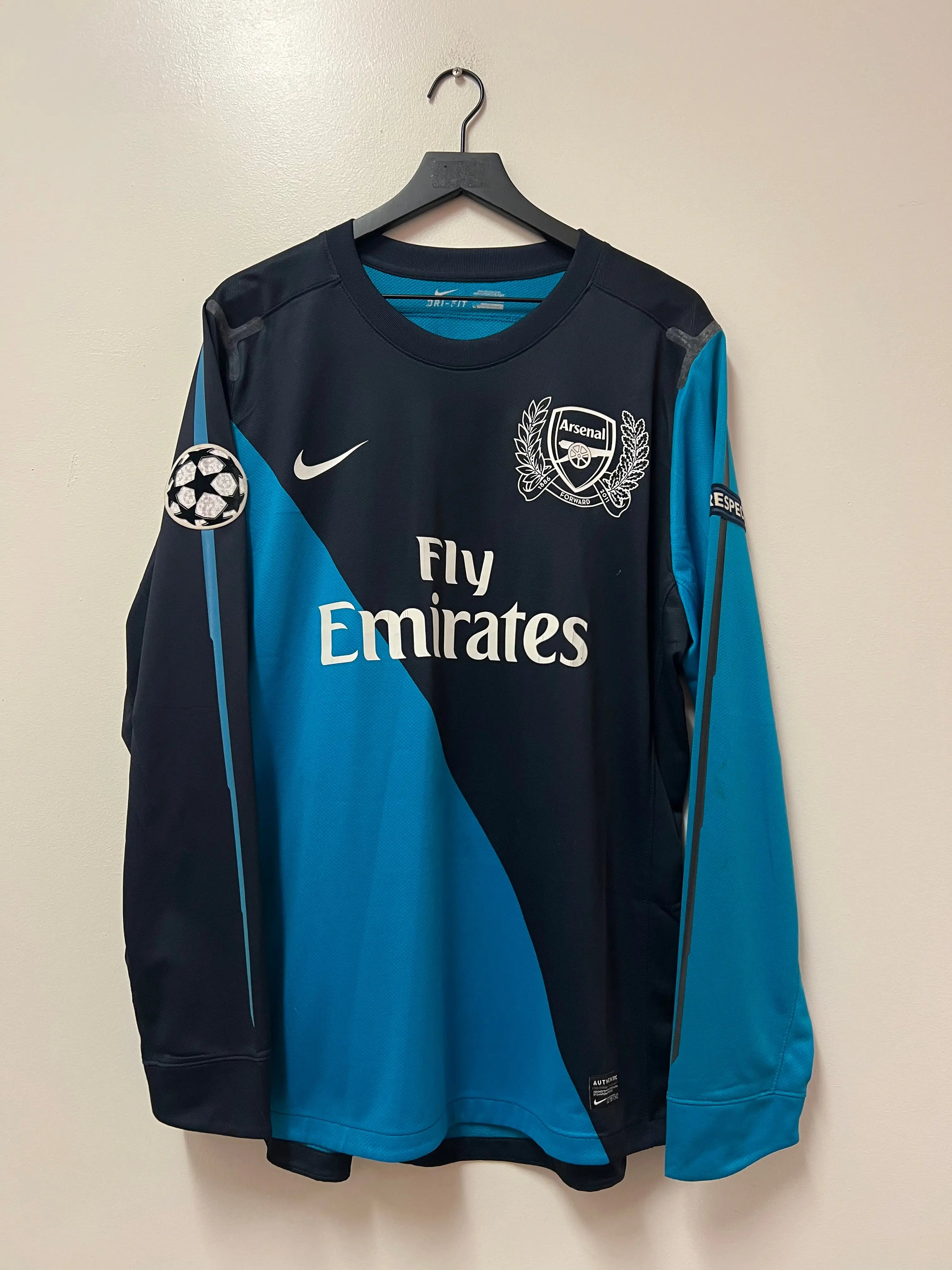 Nike Arsenal 2011-2012 Away Long-Sleeve Jersey (Player Issue)- R. van Persie STA Apparel