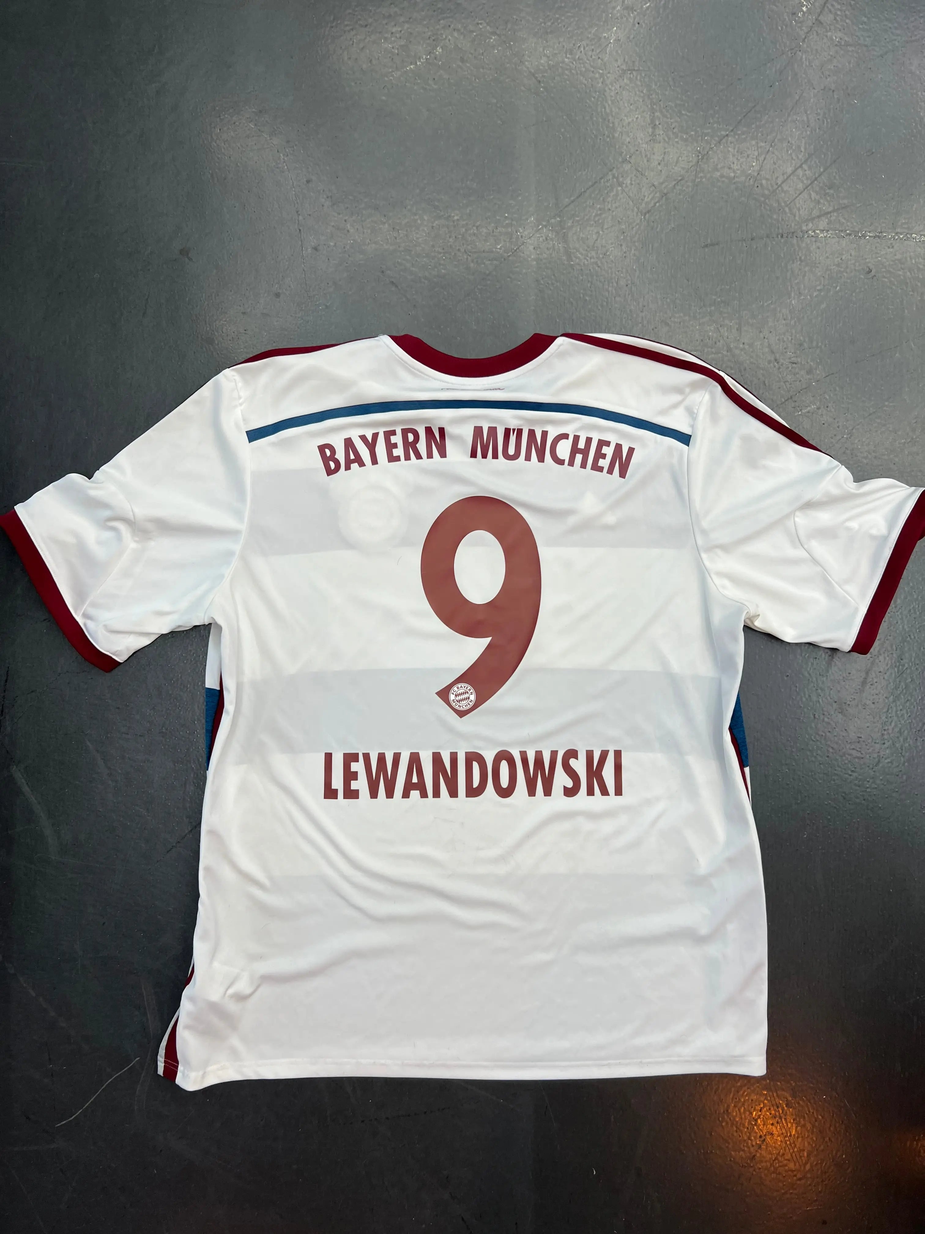 Adidas Bayern Munich 2014/15 Away Jersey – Lewandowski #9 STA Apparel