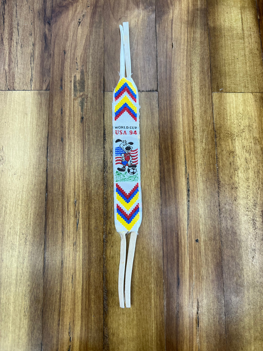 Vintage 1994 FIFA World Cup USA Beaded Bracelet Wristband – World Cup Willie Collectible