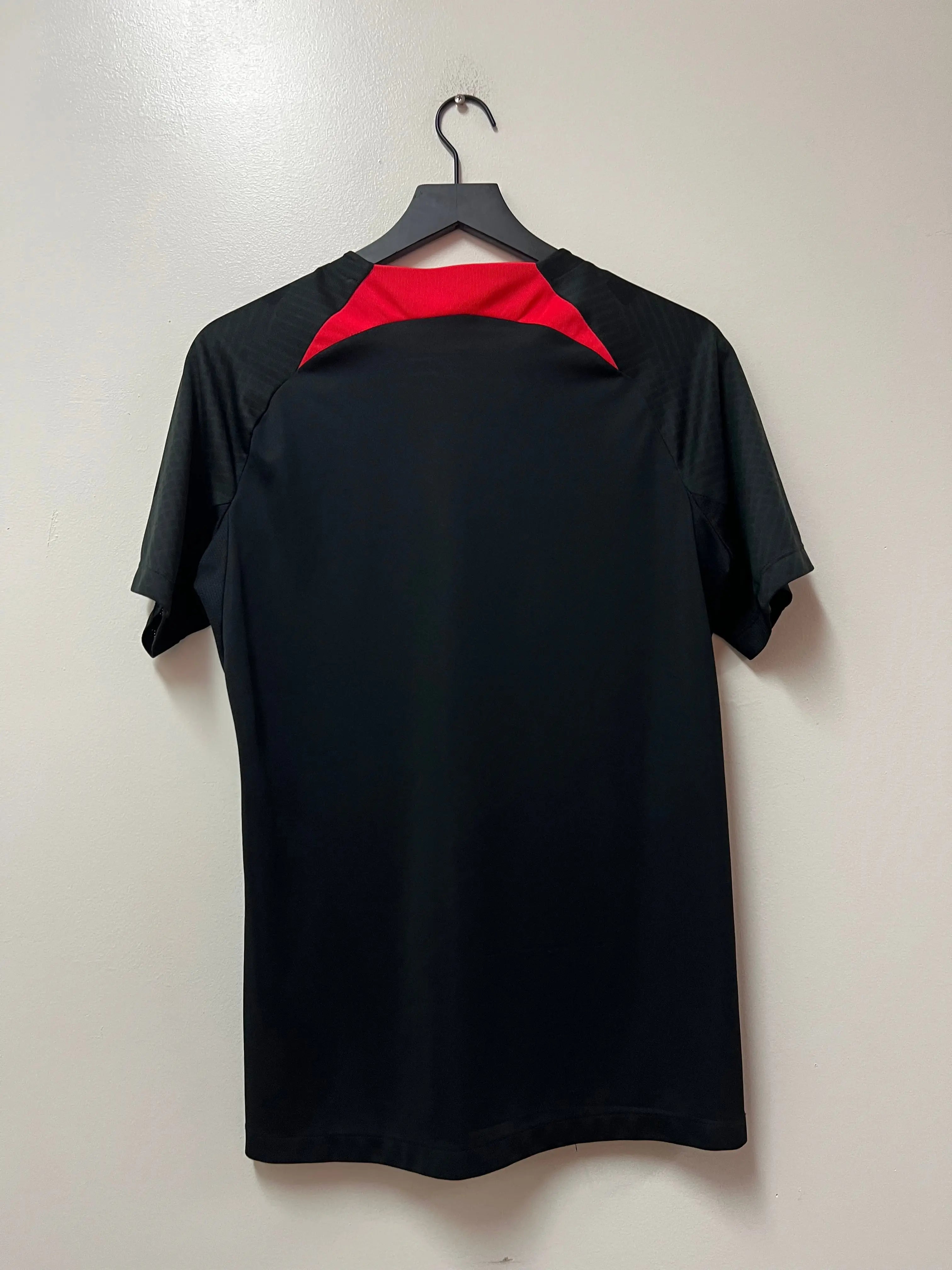 Nike Liverpool FC 2022/2023 Strike Training Jersey STA Apparel