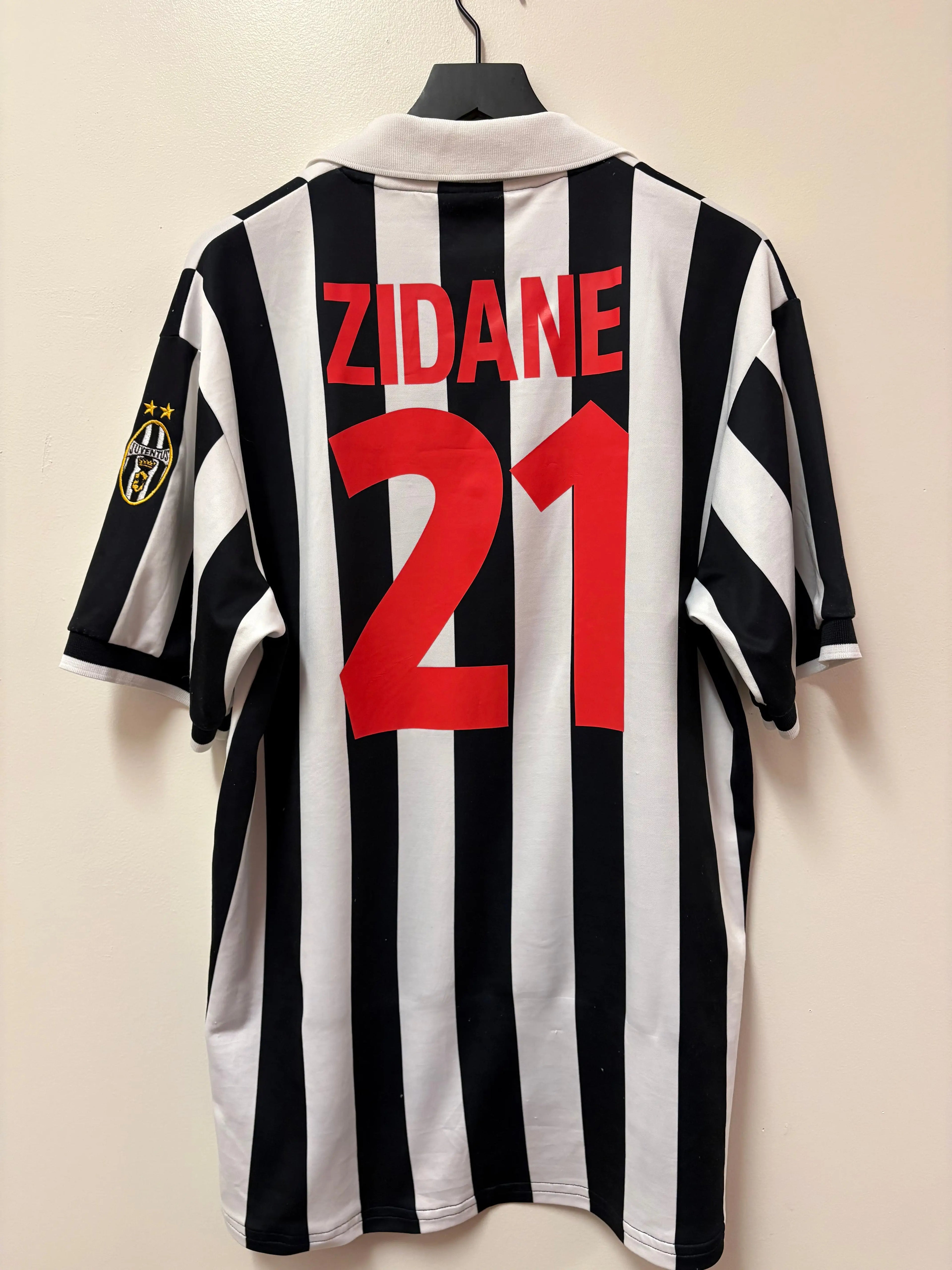 Kappa Juventus 1998-1999 Home Jersey- Z. Zidane #21 STA Apparel