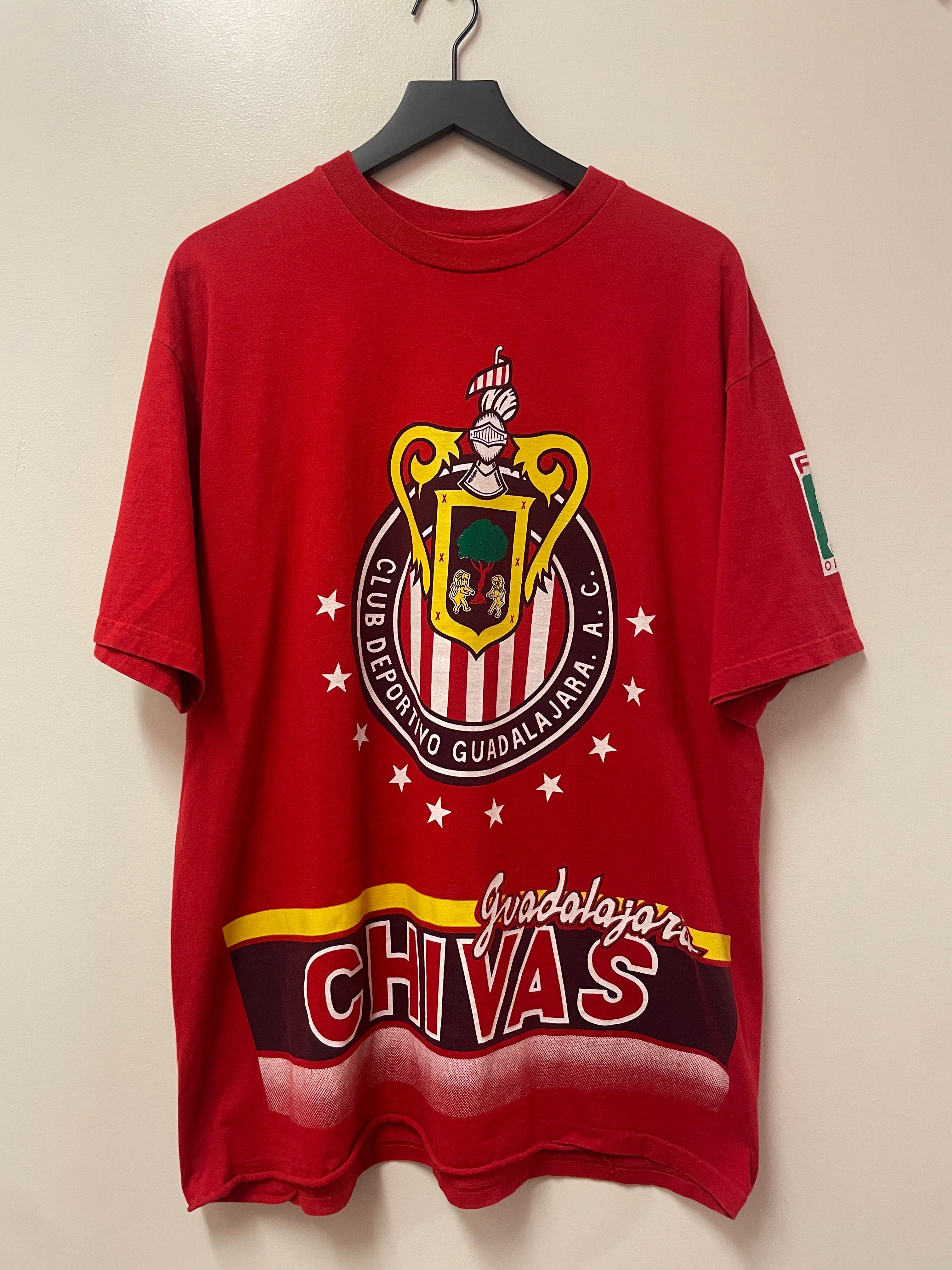 Vintage 90s Chivas de Guadalajara Graphic T-Shirt