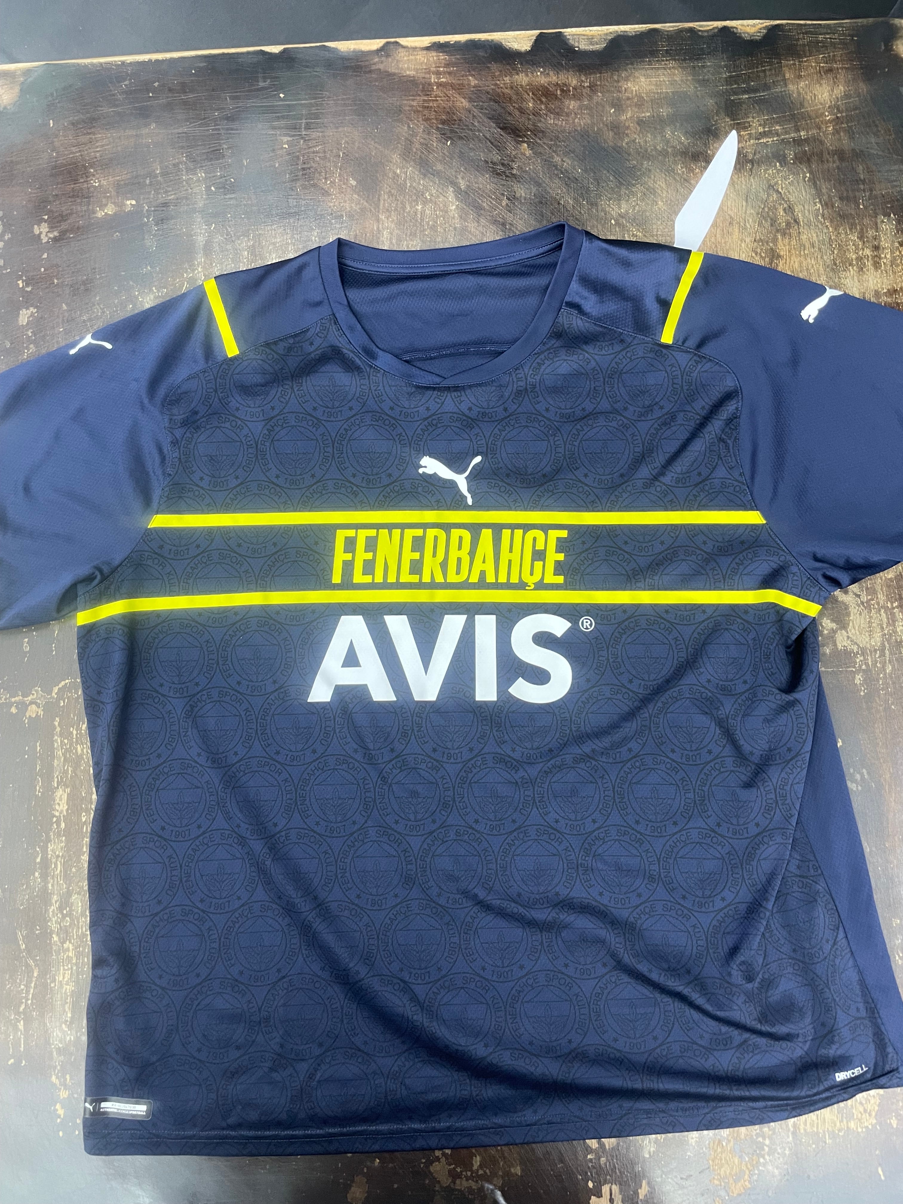 PUMA Fenerbahçe 2021/22 Third Jersey – Mesut Özil #10
