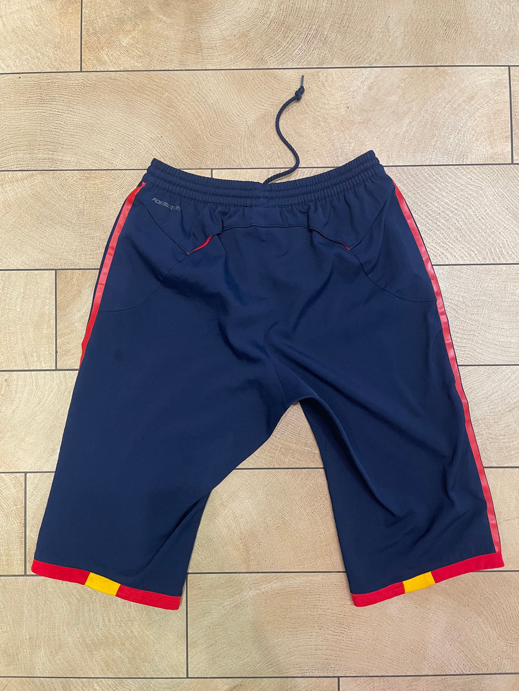 Adidas Spain 2010-11 FORMOTION 3/4 Training Shorts