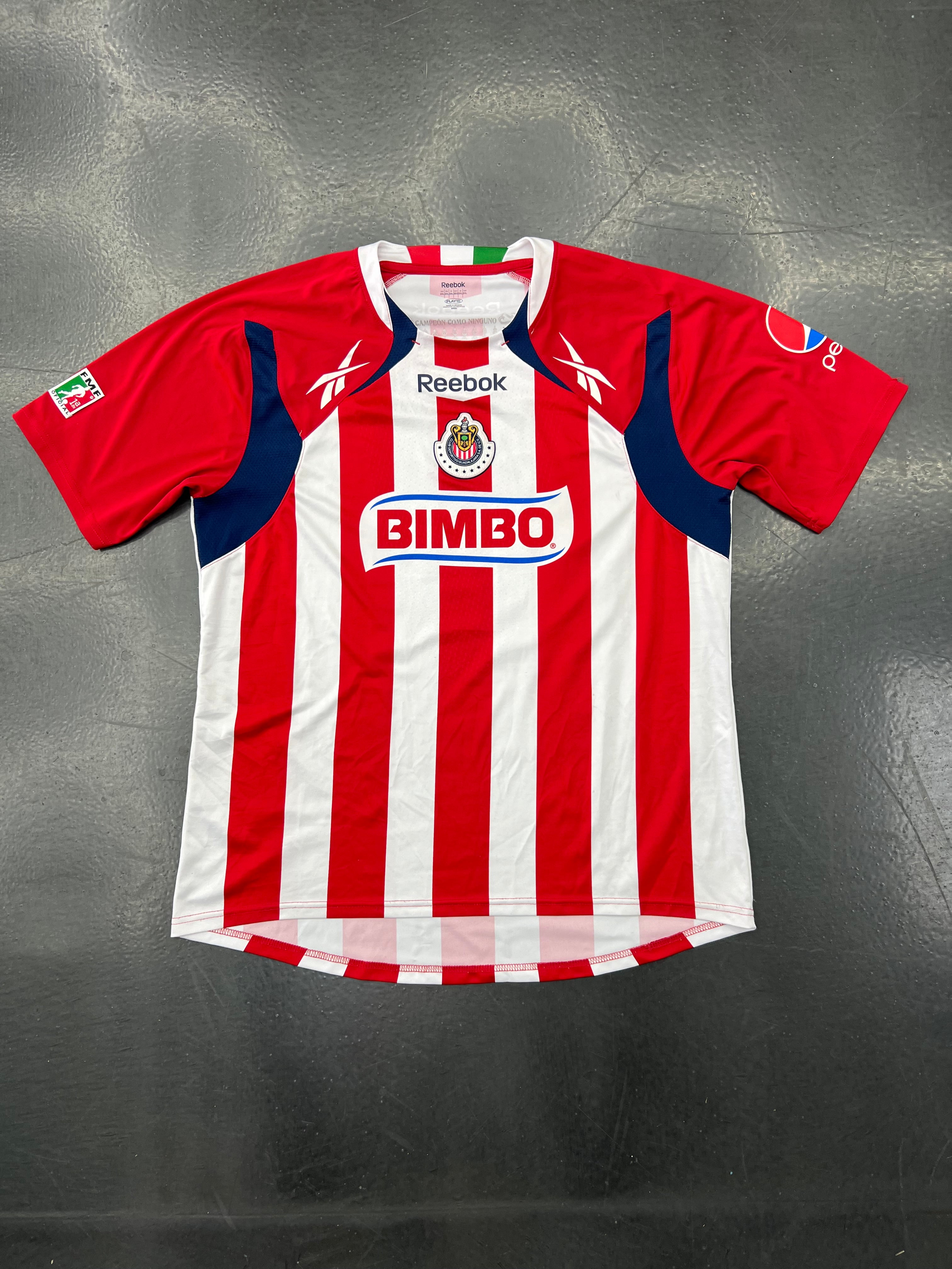 Reebok Chivas de Guadalajara 2010–2011 Home Jersey – Chicharito #14