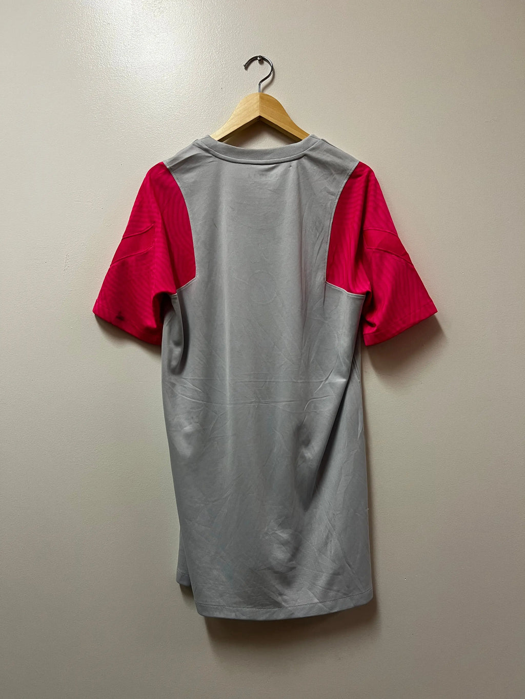 Nike Paris Saint-Germain 2021-22 Jordan Training Jersey STA Apparel