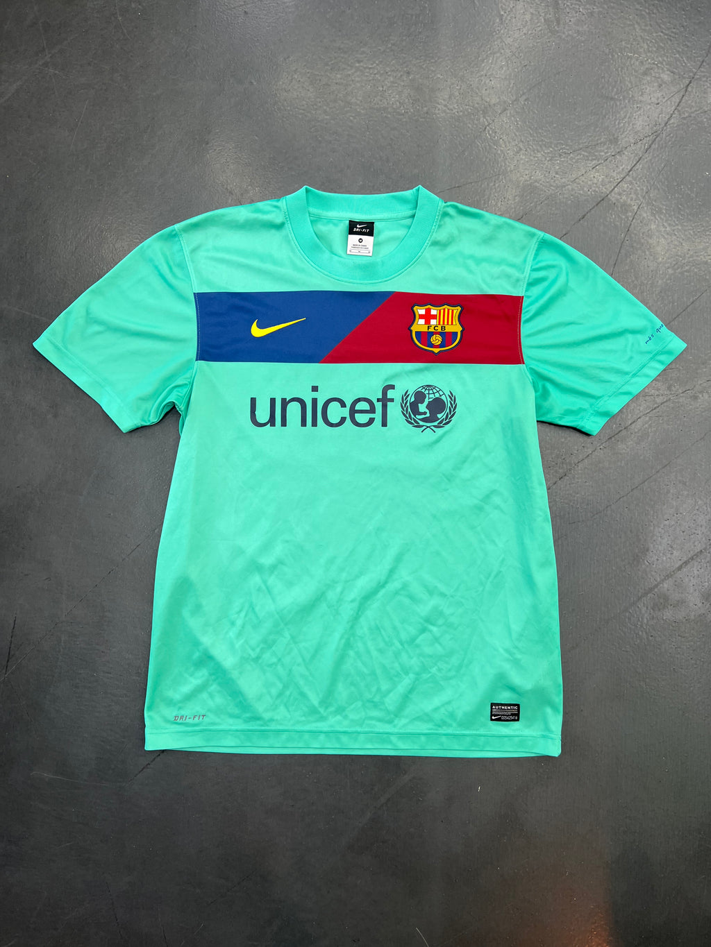 Nike FC Barcelona 2010–11 Away Jersey – Messi #10