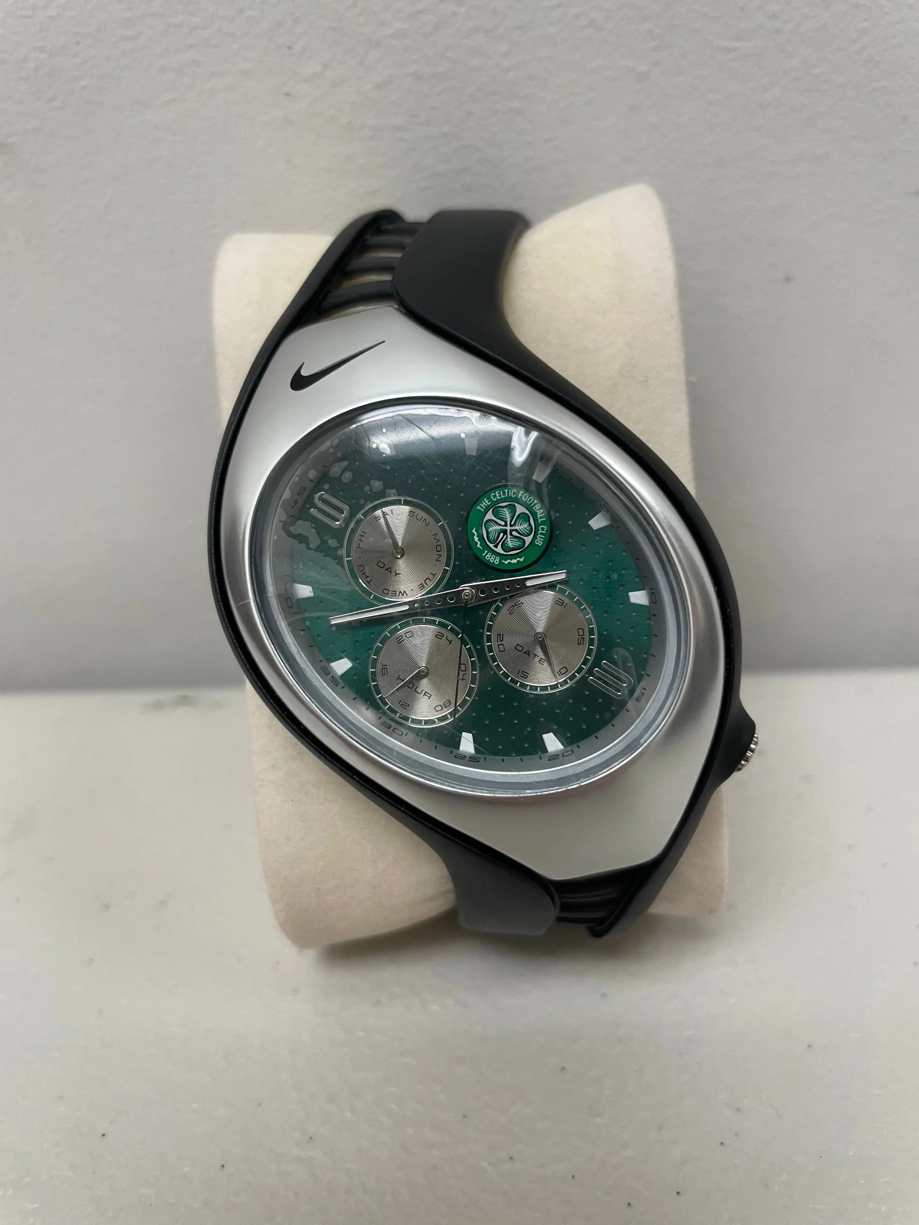 Nike Triax Swift 3i Celtic FC Analog Watch STA Apparel