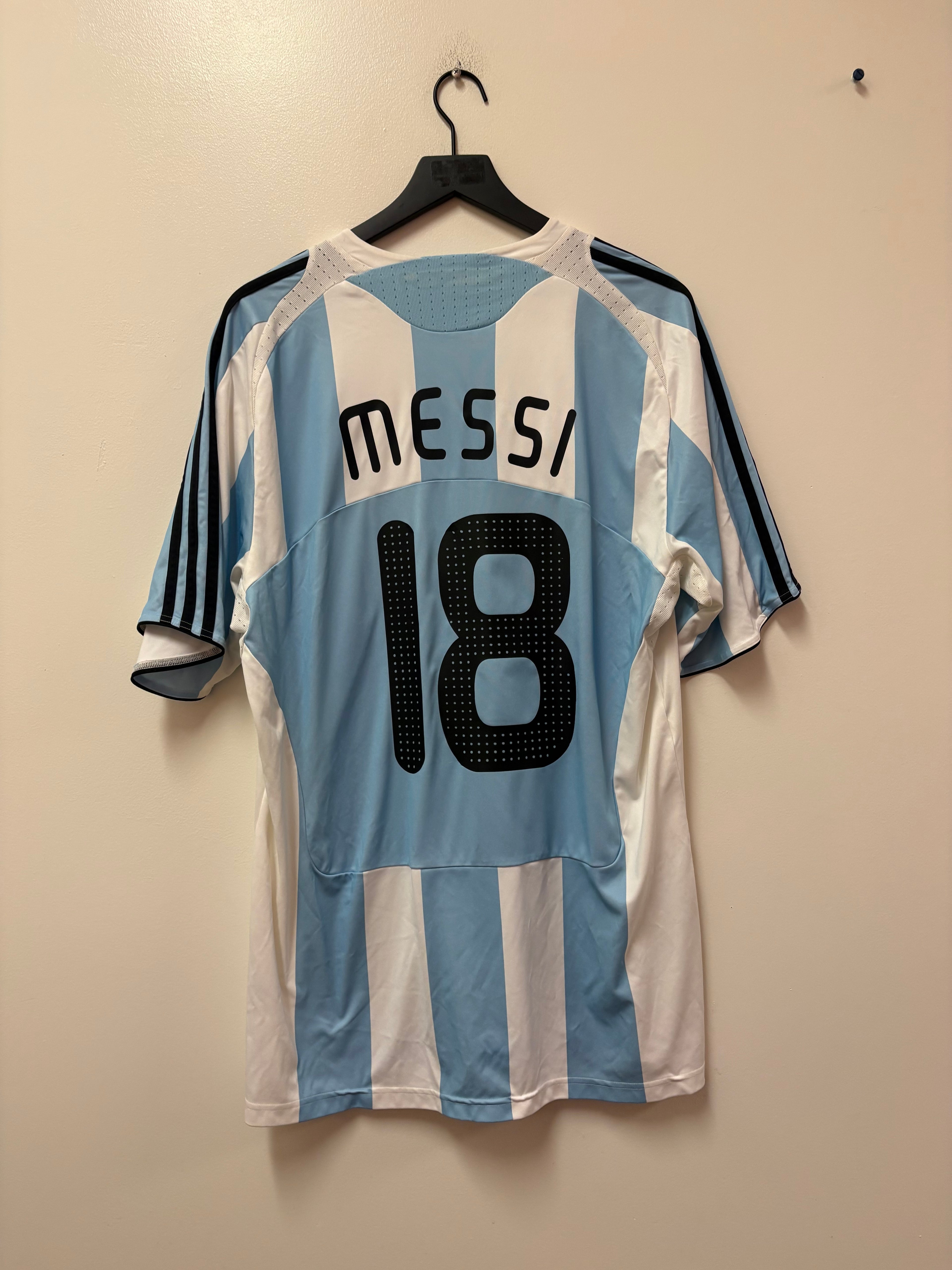 Adidas Argentina 2007-09 Home Jersey- Messi #18