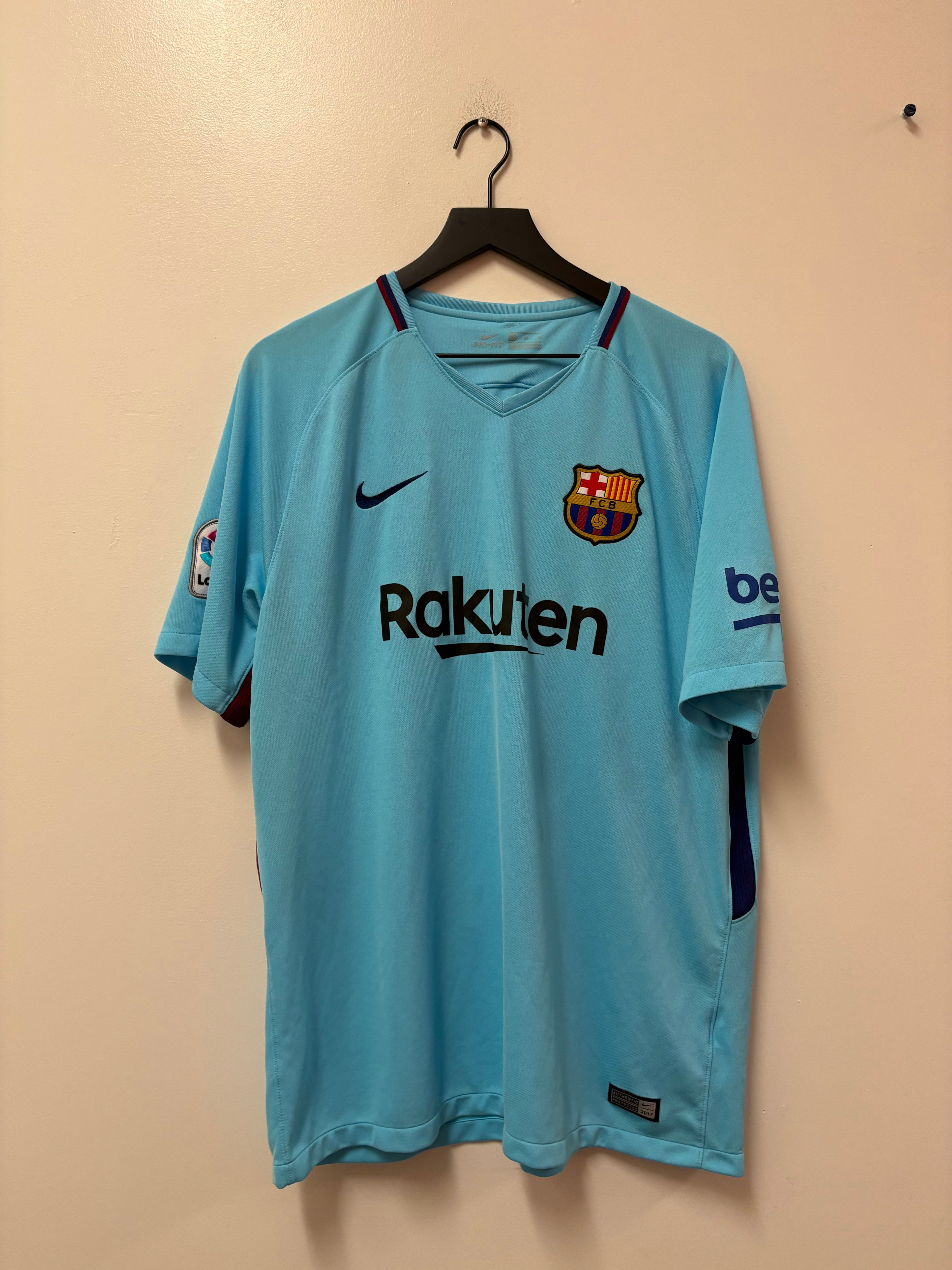 Nike FC Barcelona 2017–18 Away Stadium Jersey