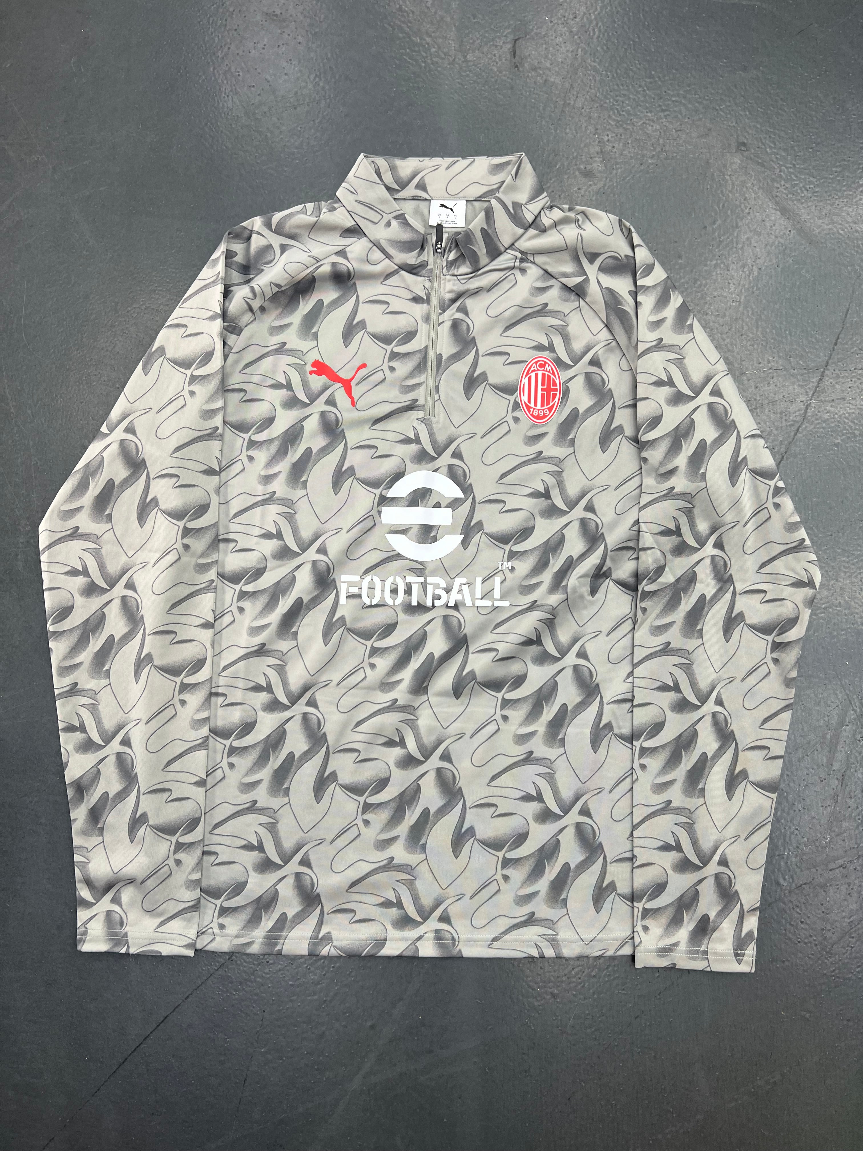 PUMA AC Milan 2025/26 Pre-Match dryCELL Quarter-Zip (Grey Camo)