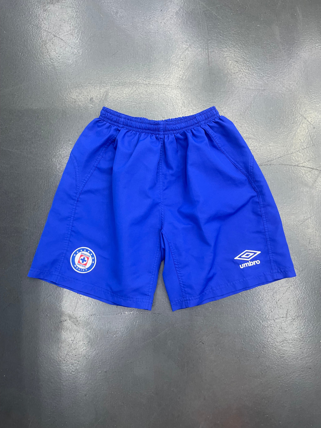 Umbro Cruz Azul Shorts (Royal Blue)