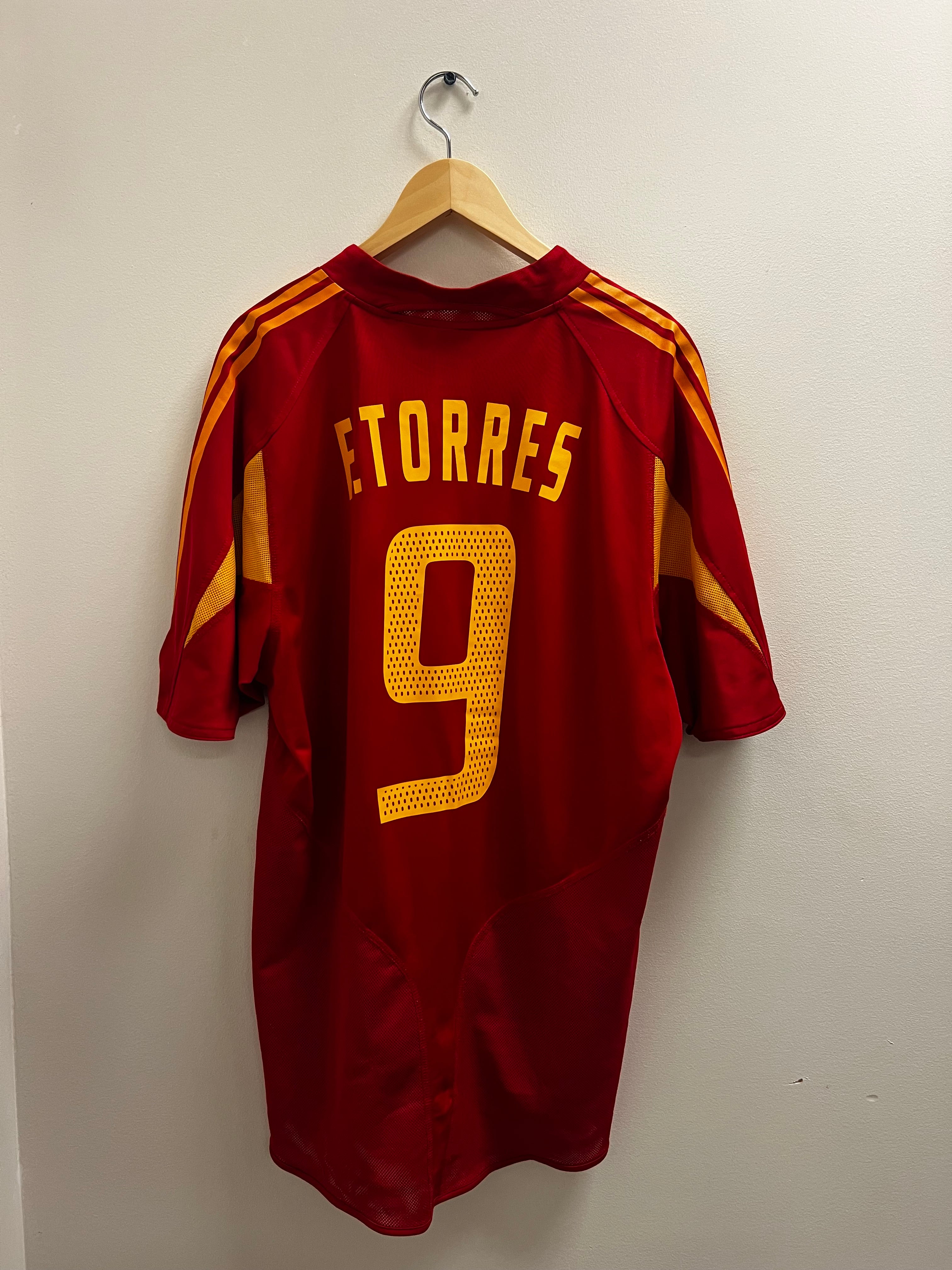 Adidas Spain 2004–2006 Home Jersey – Fernando Torres #9