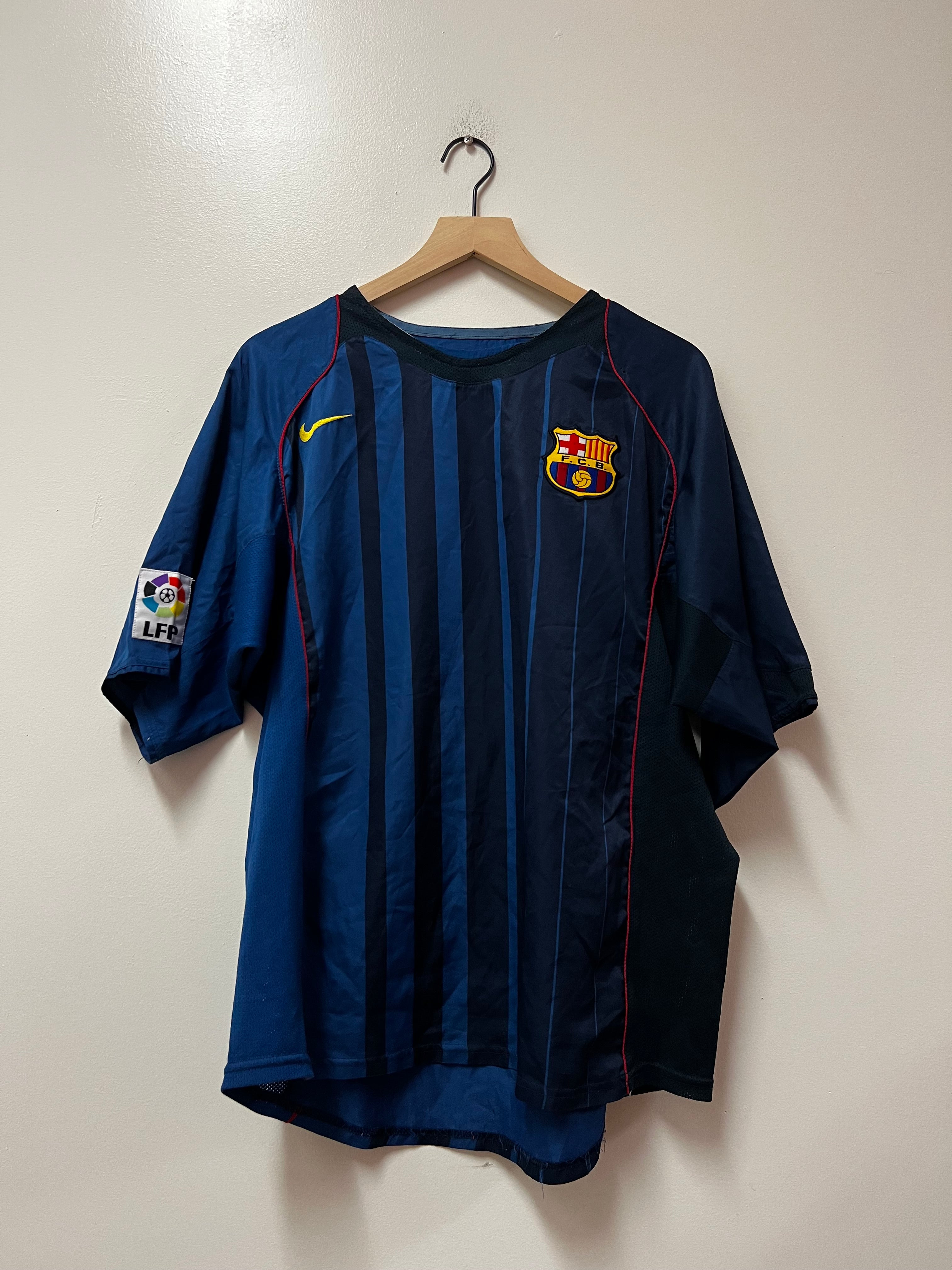 Nike FC Barcelona 2004-2005 Away Shirt – Ronaldinho #10
