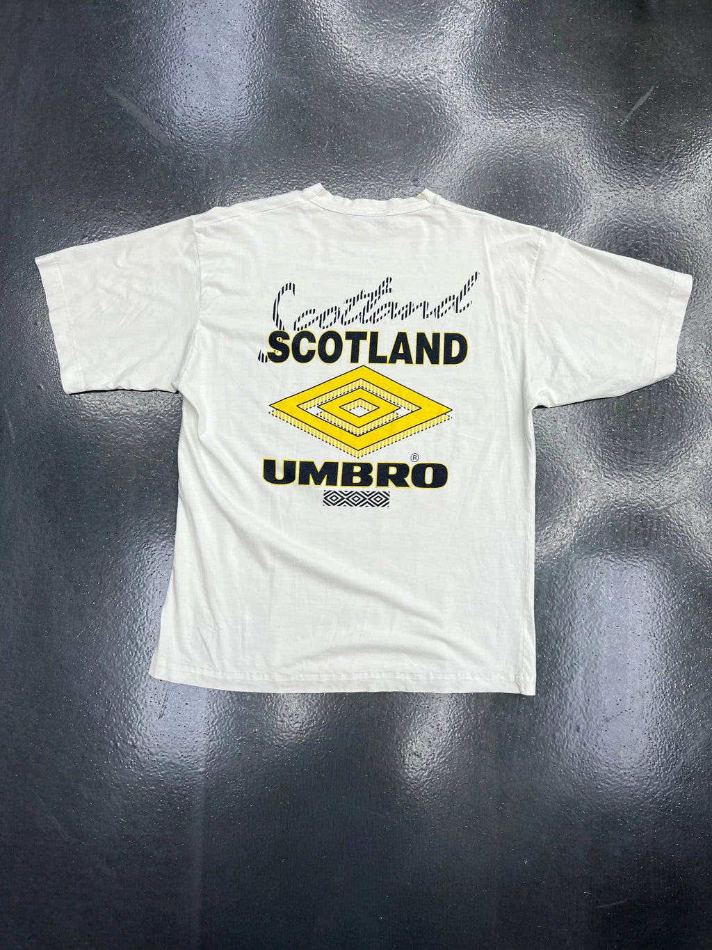 Vintage Umbro Scotland Graphic Tee – 90s Style Football Heritage STA Apparel