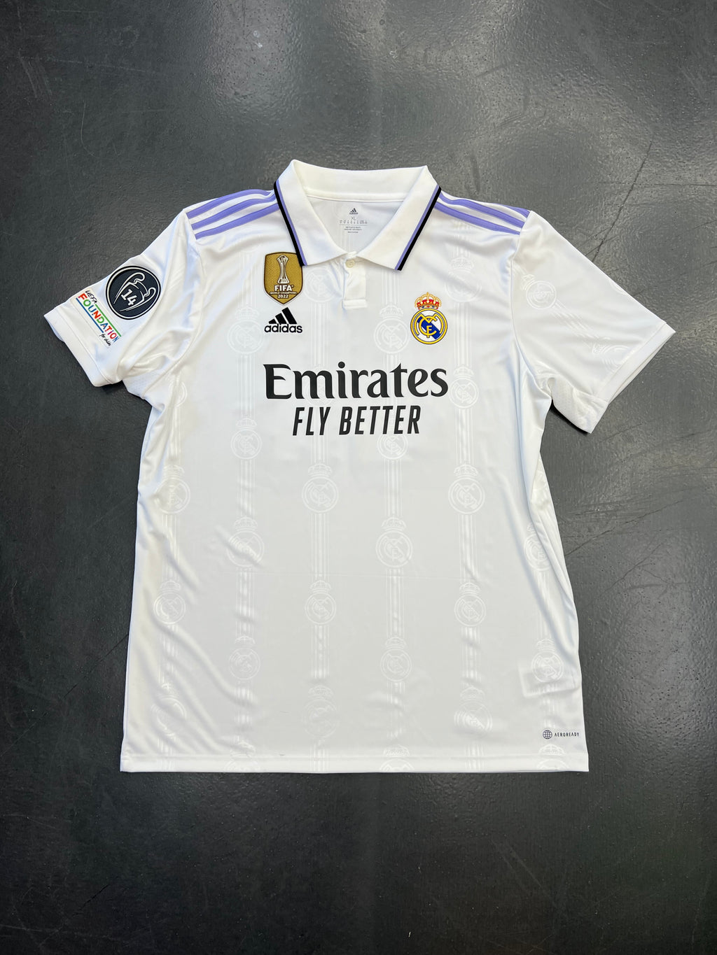 Adidas Real Madrid 2022/23 Home Jersey Vinícius Júnior #20 (Champions League patches)