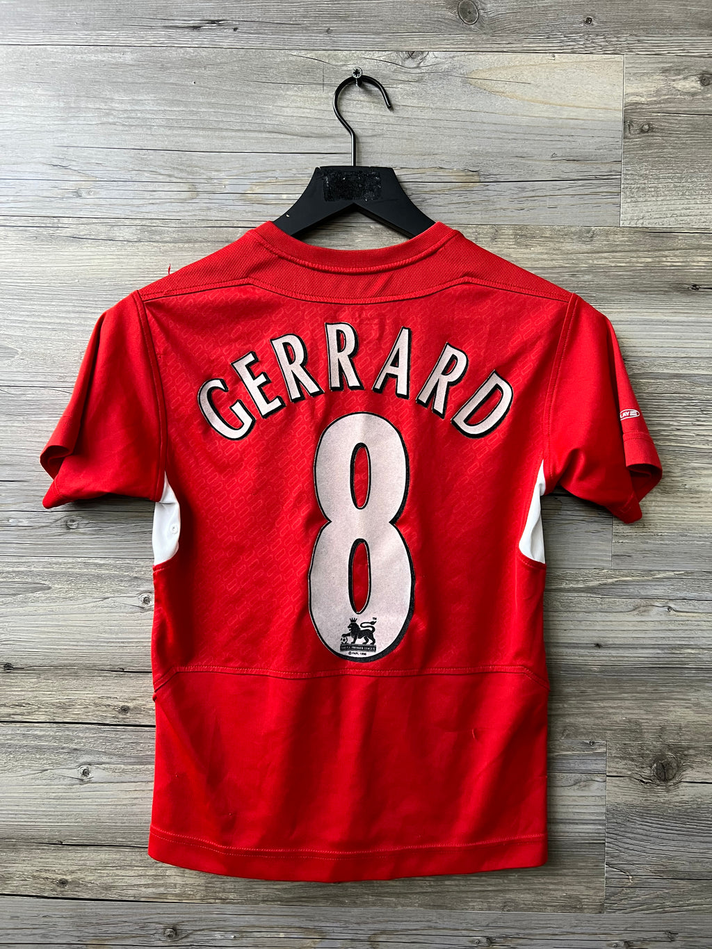 Reebok Liverpool 2004–05 Home Jersey – Steven Gerrard #8