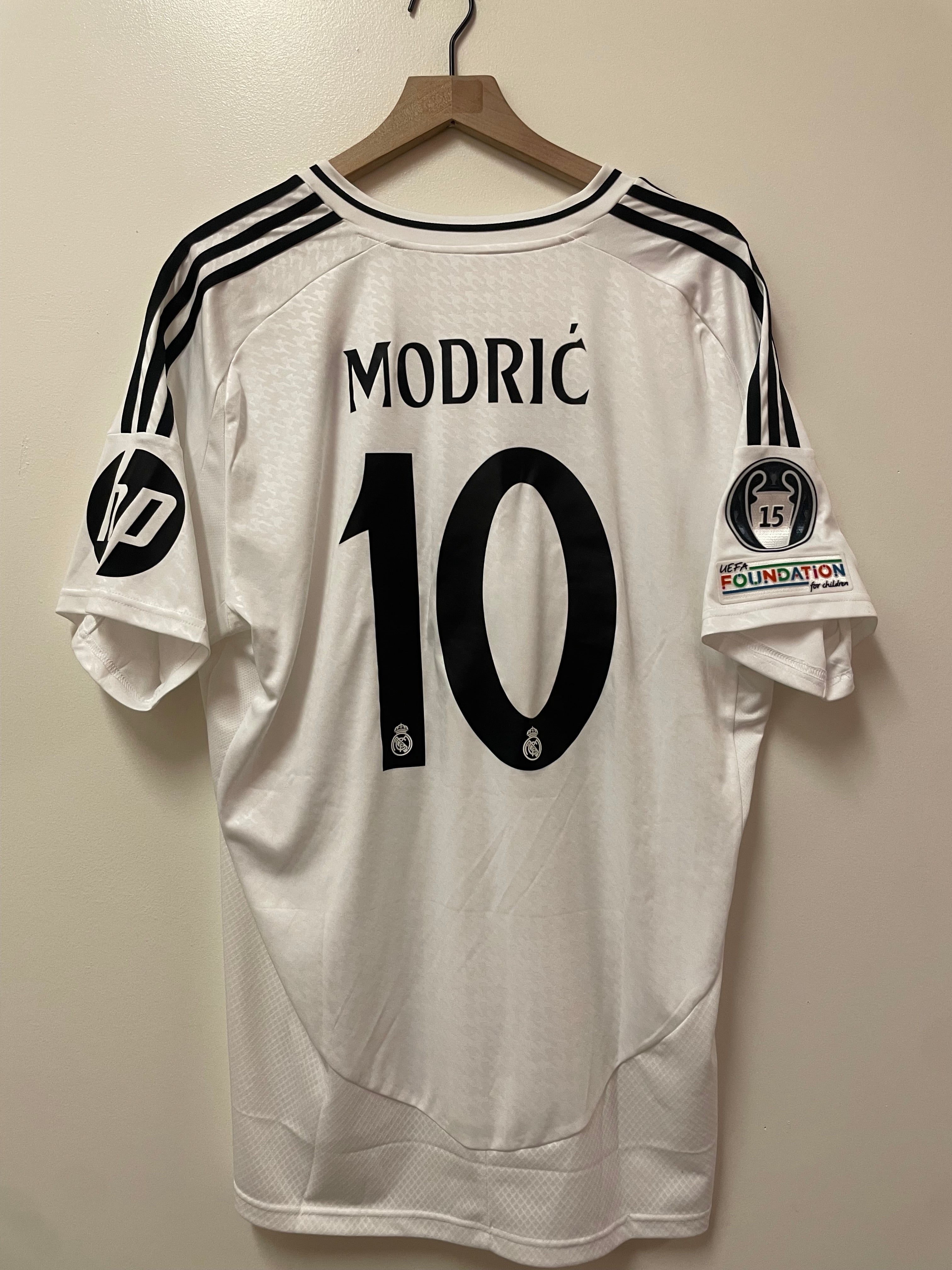 Adidas Real Madrid 2024/25 Home Jersey – Luka Modrić #10