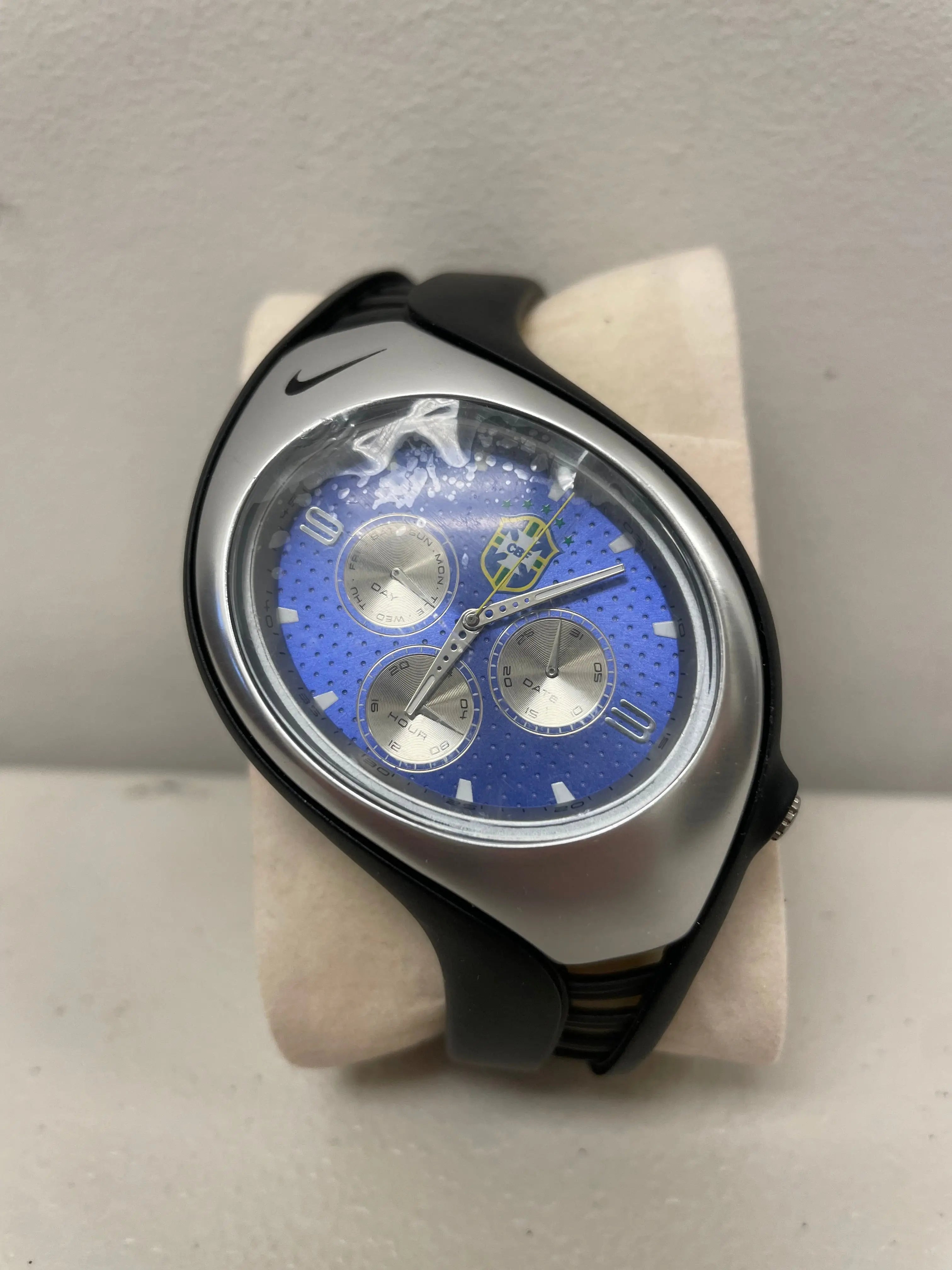 Nike Triax Swift 3i Brazil Analog Watch STA Apparel