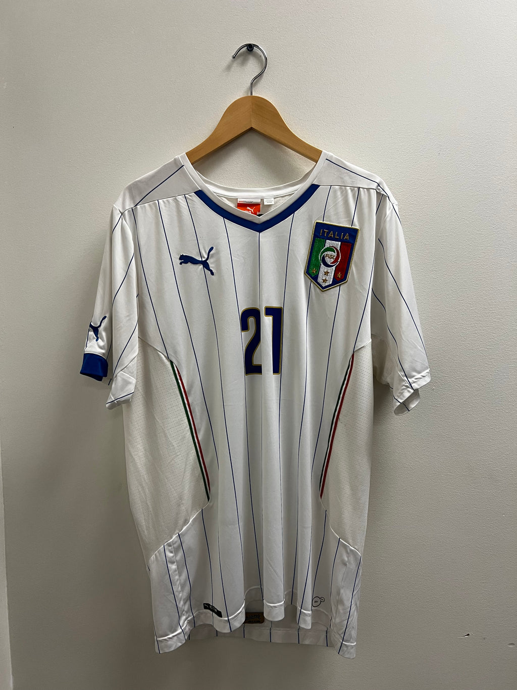 Puma Italy 2014–15 Away Jersey – Andrea Pirlo #21