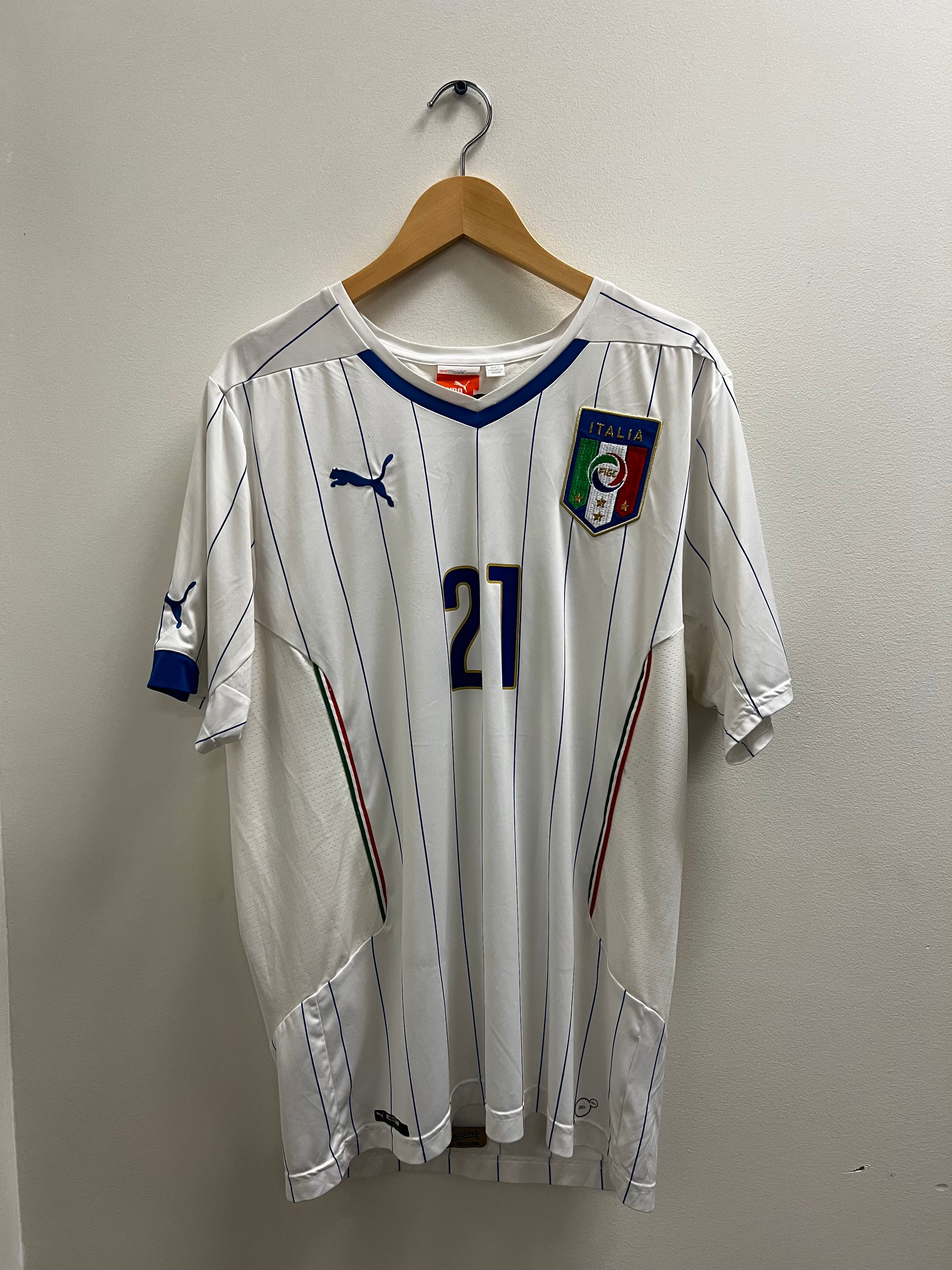 Puma Italy 2014–15 Away Jersey – Andrea Pirlo #21