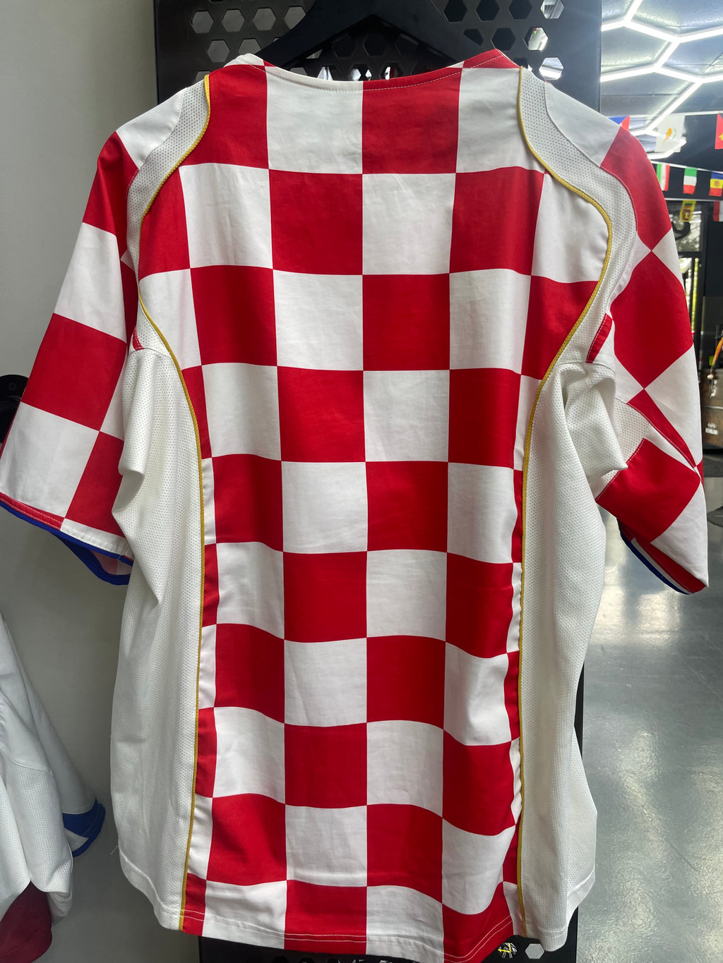 Nike Croatia 2004-06 Home Jersey