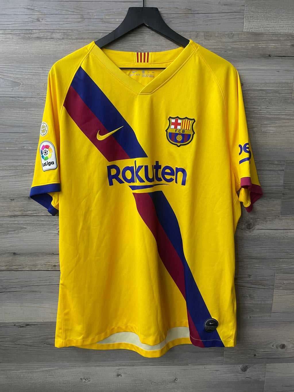 Nike FC Barcelona 2015/16 Away Jersey – Javier Mascherano #14