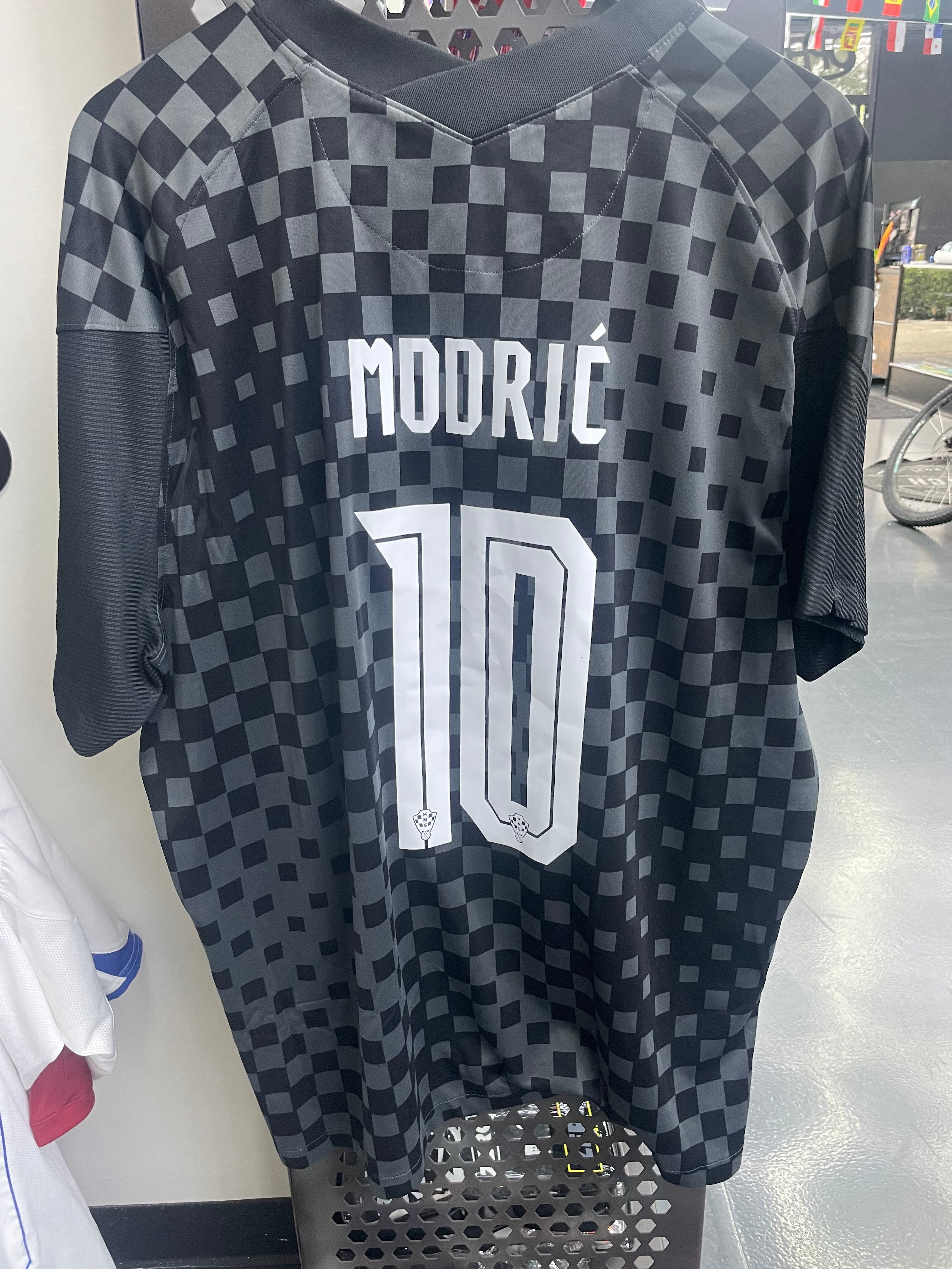 Nike Croatia Men's 2020 Away Jersey- Modric #10