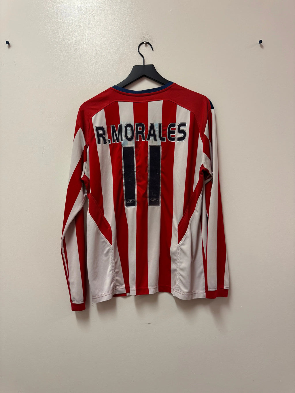 Reebok Chivas de Guadalajara 2004-05 Home Jersey- R. Morales #11 STA Apparel
