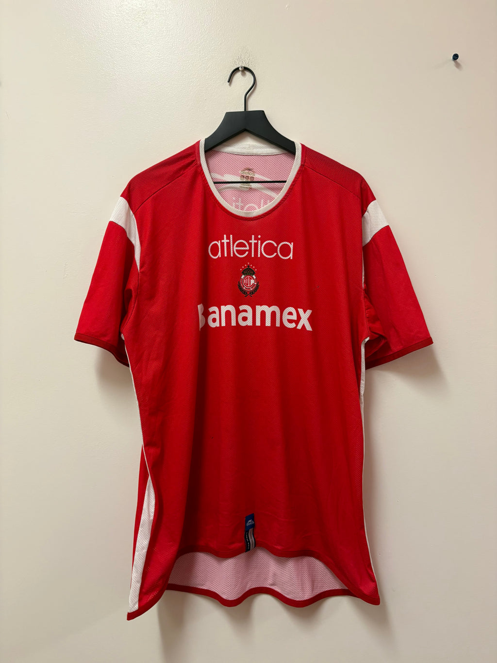Atletica Club Deportivo Toluca Training jersey