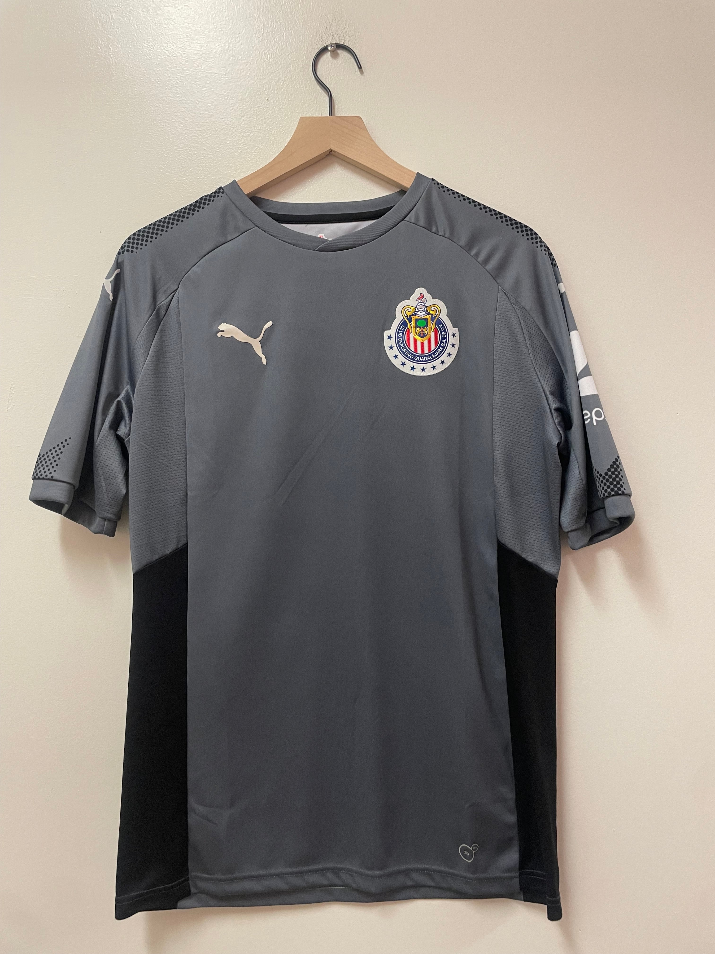 Puma Chivas Guadalajara 2017-2018 Goalkeeper Jersey- R. Cota #30