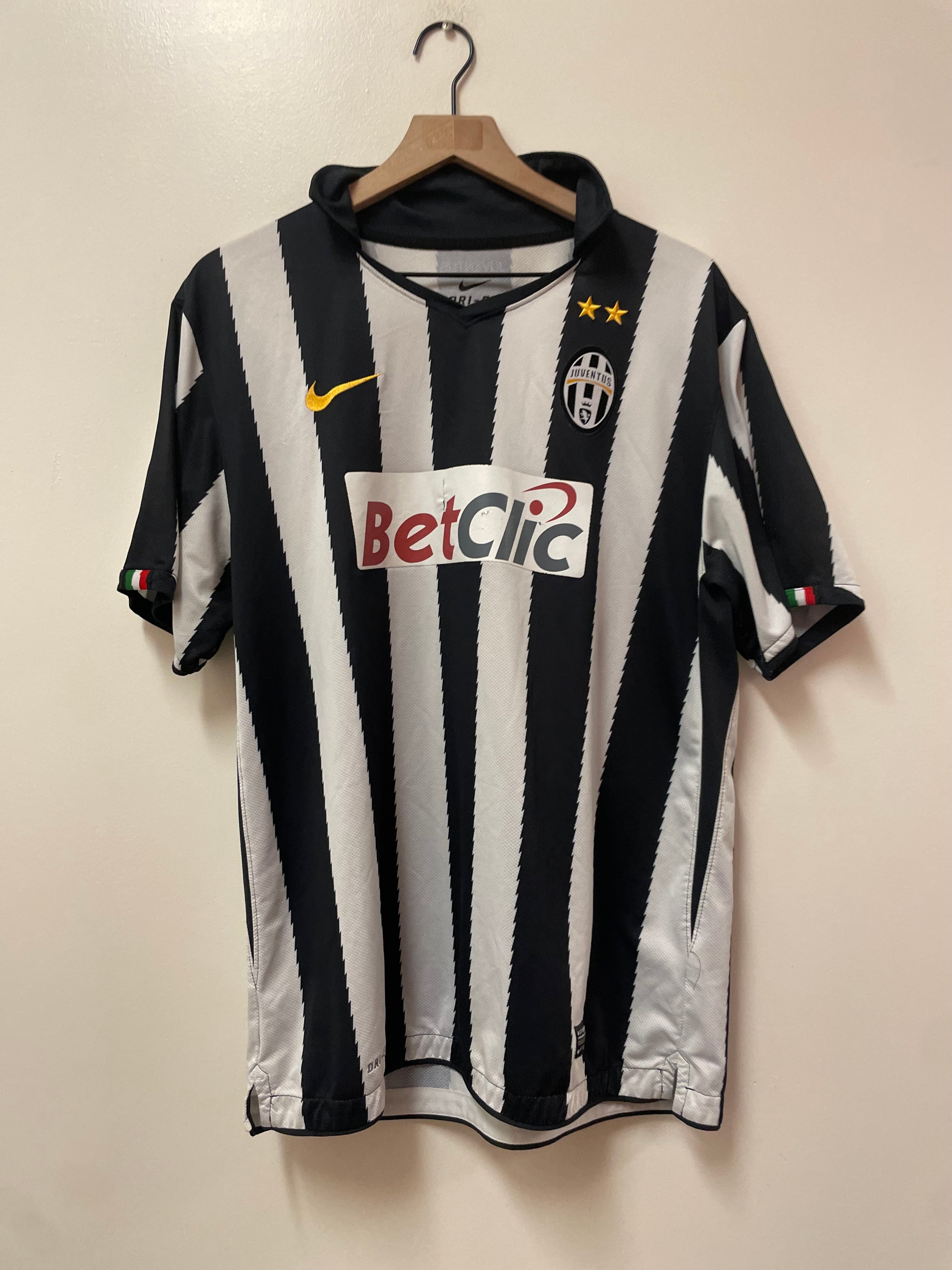 Nike Juventus 2010–11 Home Jersey