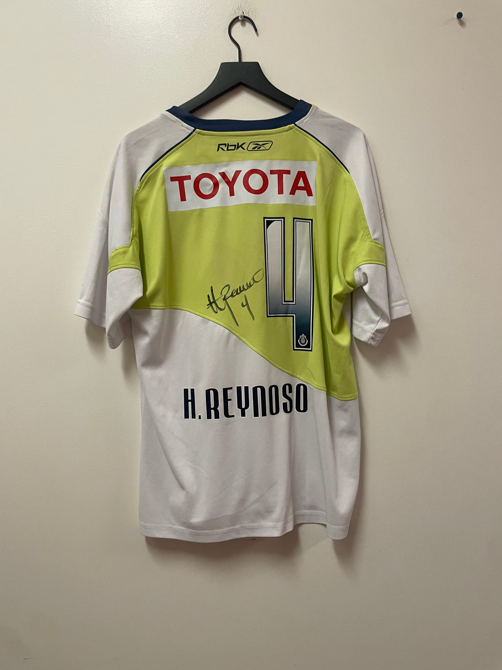 Reebok Chivas de Guadalajara 2007–08 Away Jersey – H. Reynoso #4