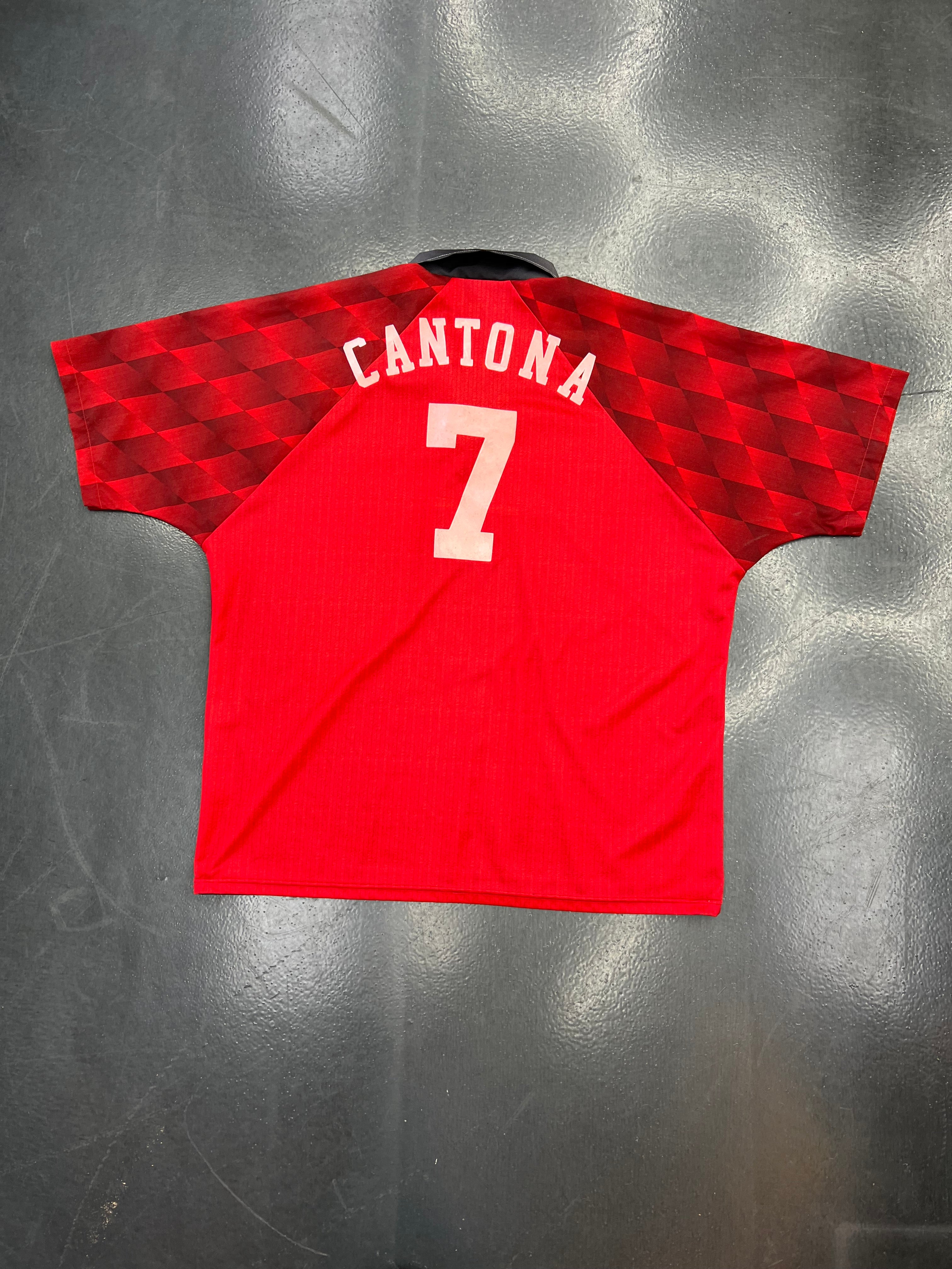 Umbro Manchester United 1996–98 Home Jersey – Cantona #7