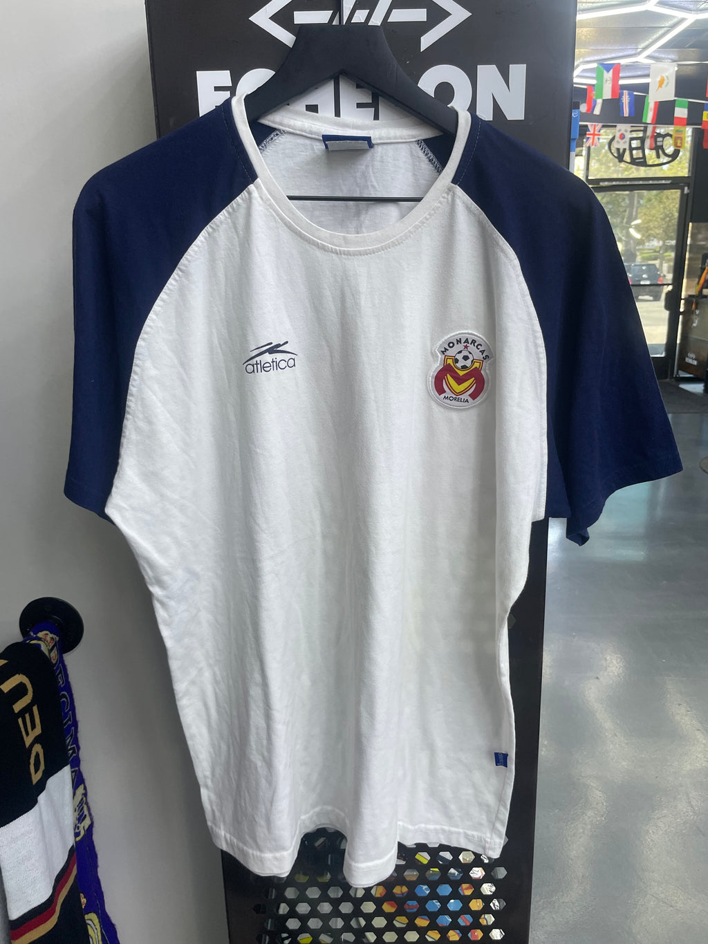 Atletica Monarcas Morelia Tee (White/Navy)