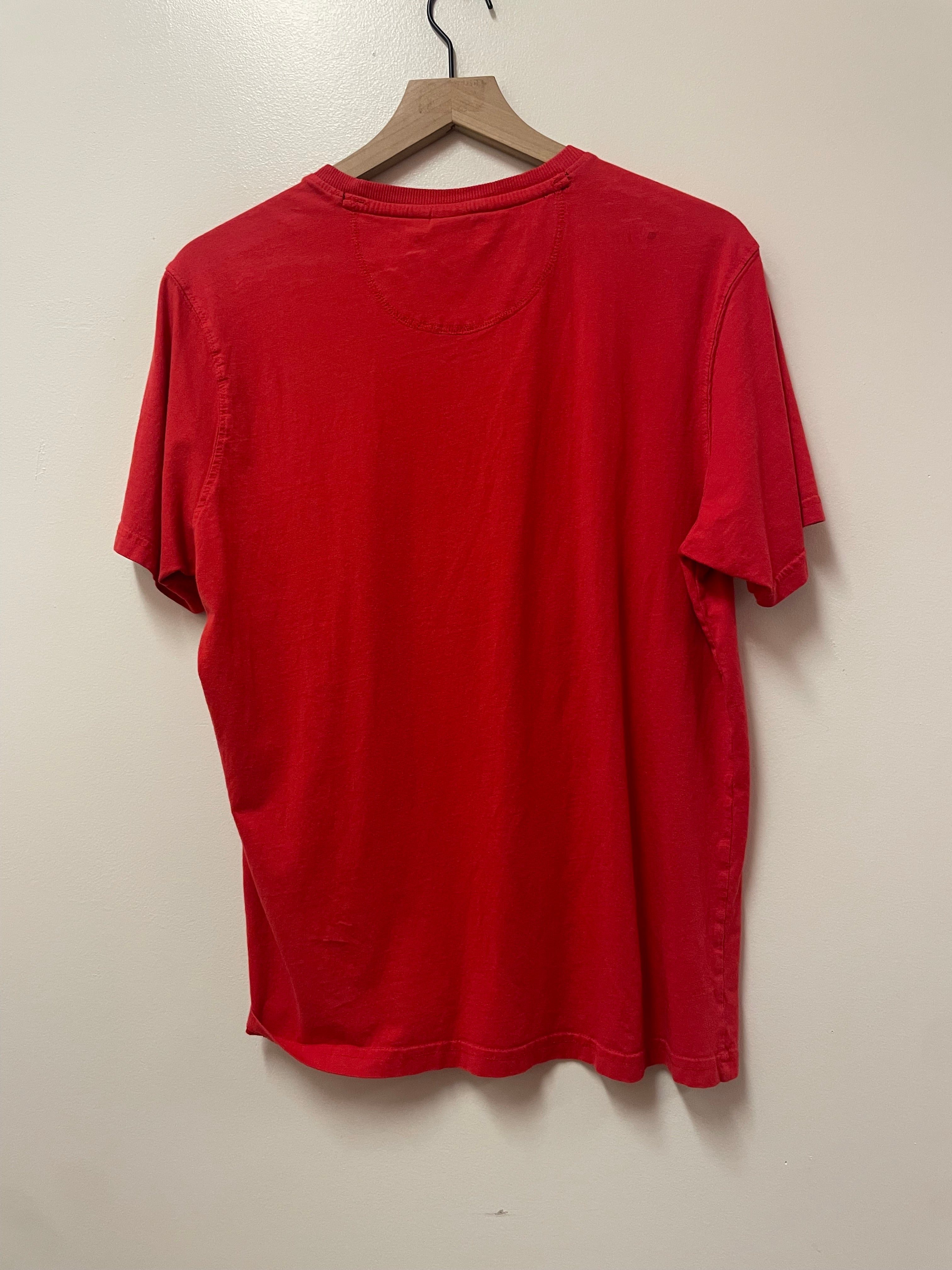 Manchester United Crest Graphic T-Shirt