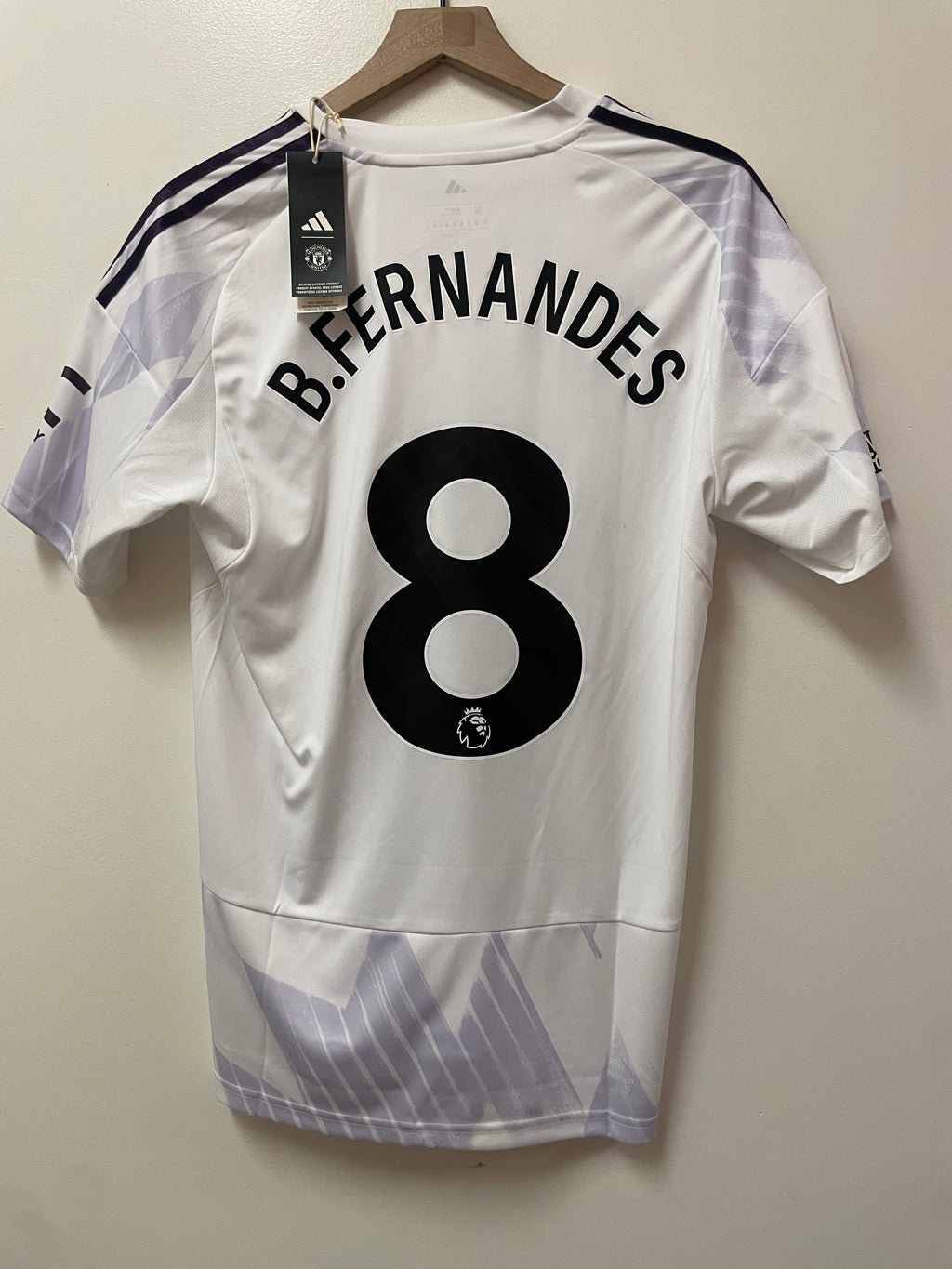 Adidas Manchester United 2025/26 Away Jersey – Bruno Fernandes #8