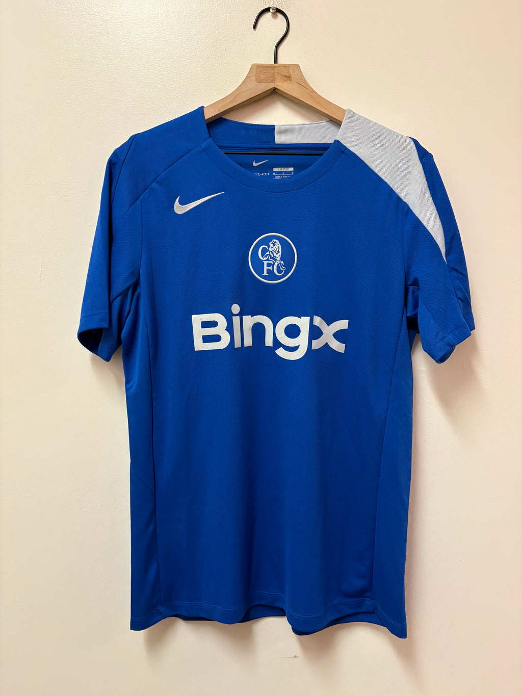 Nike Chelsea FC Training Jersey (2024–25)