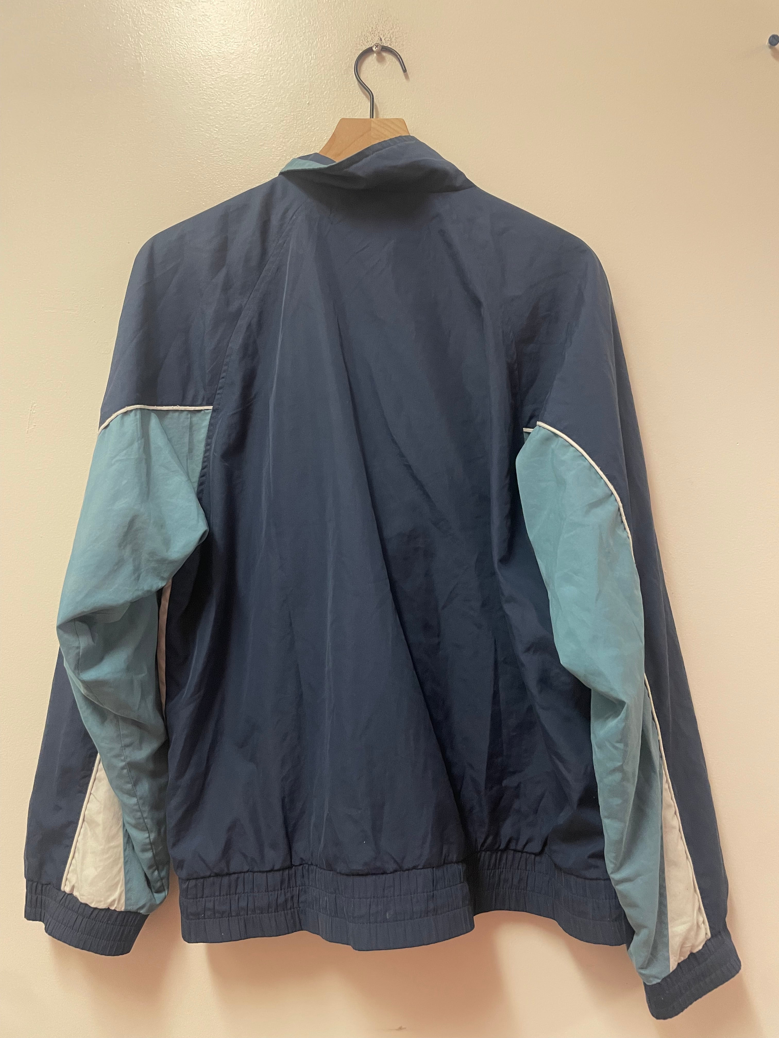 Atletica Windbreaker