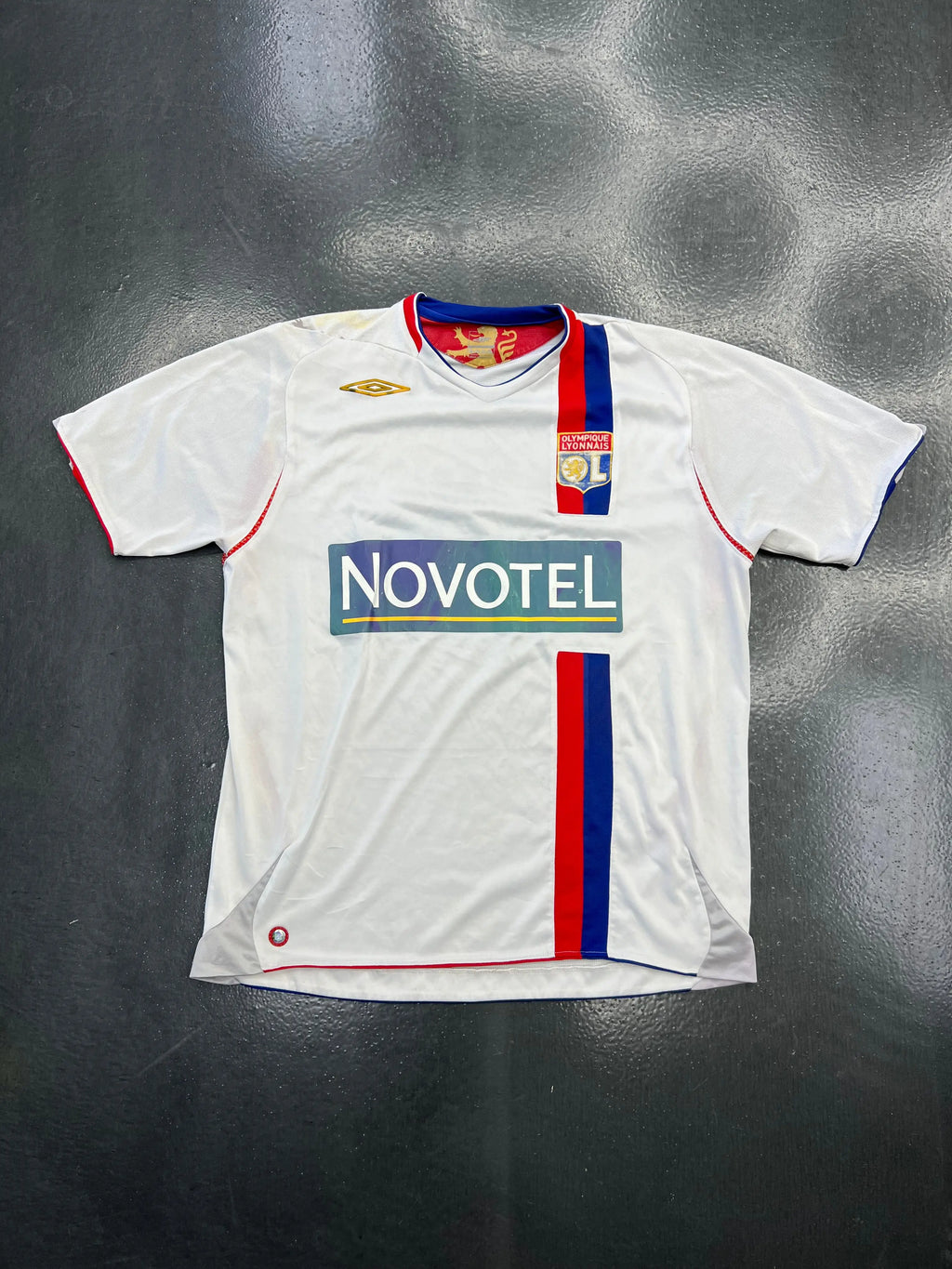 Umbro Olympique Lyonnais 2006-07 Home Jersey STA Apparel
