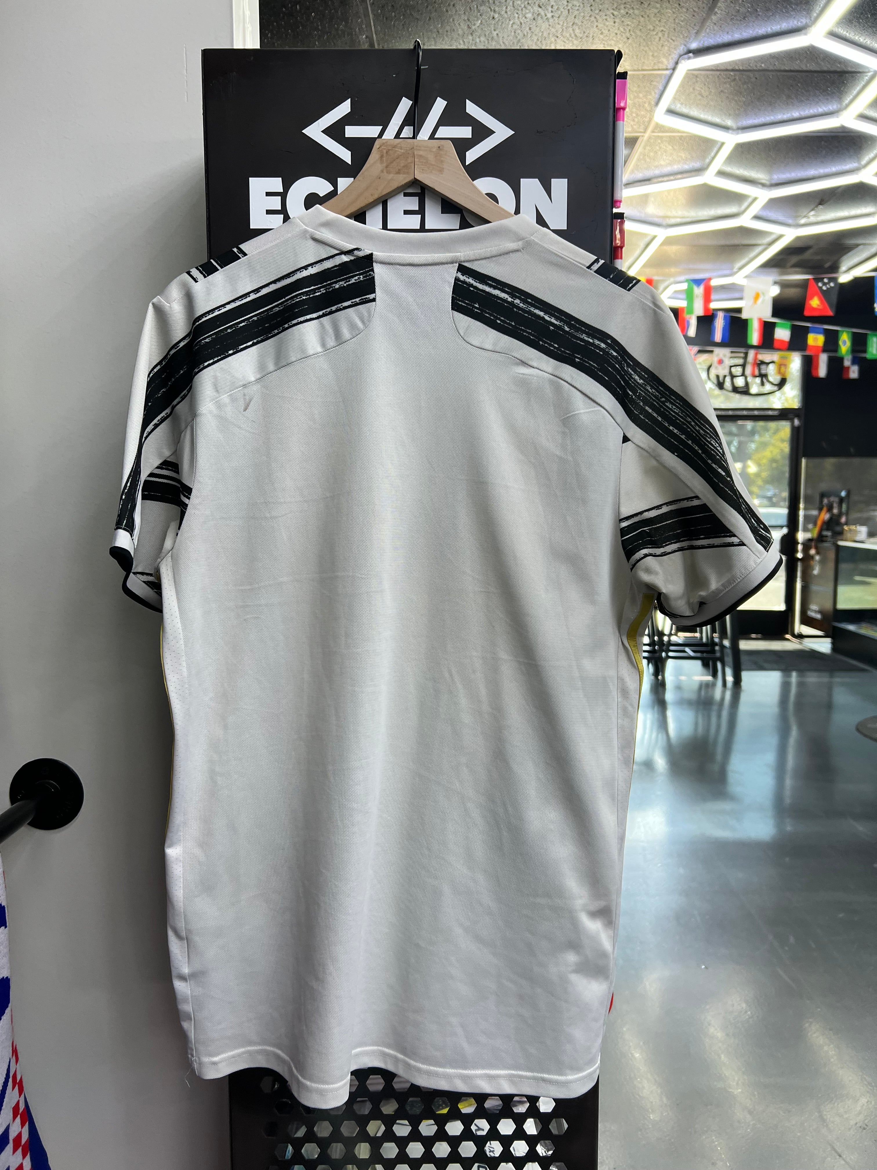 Adidas Juventus 2020/21 Home Jersey