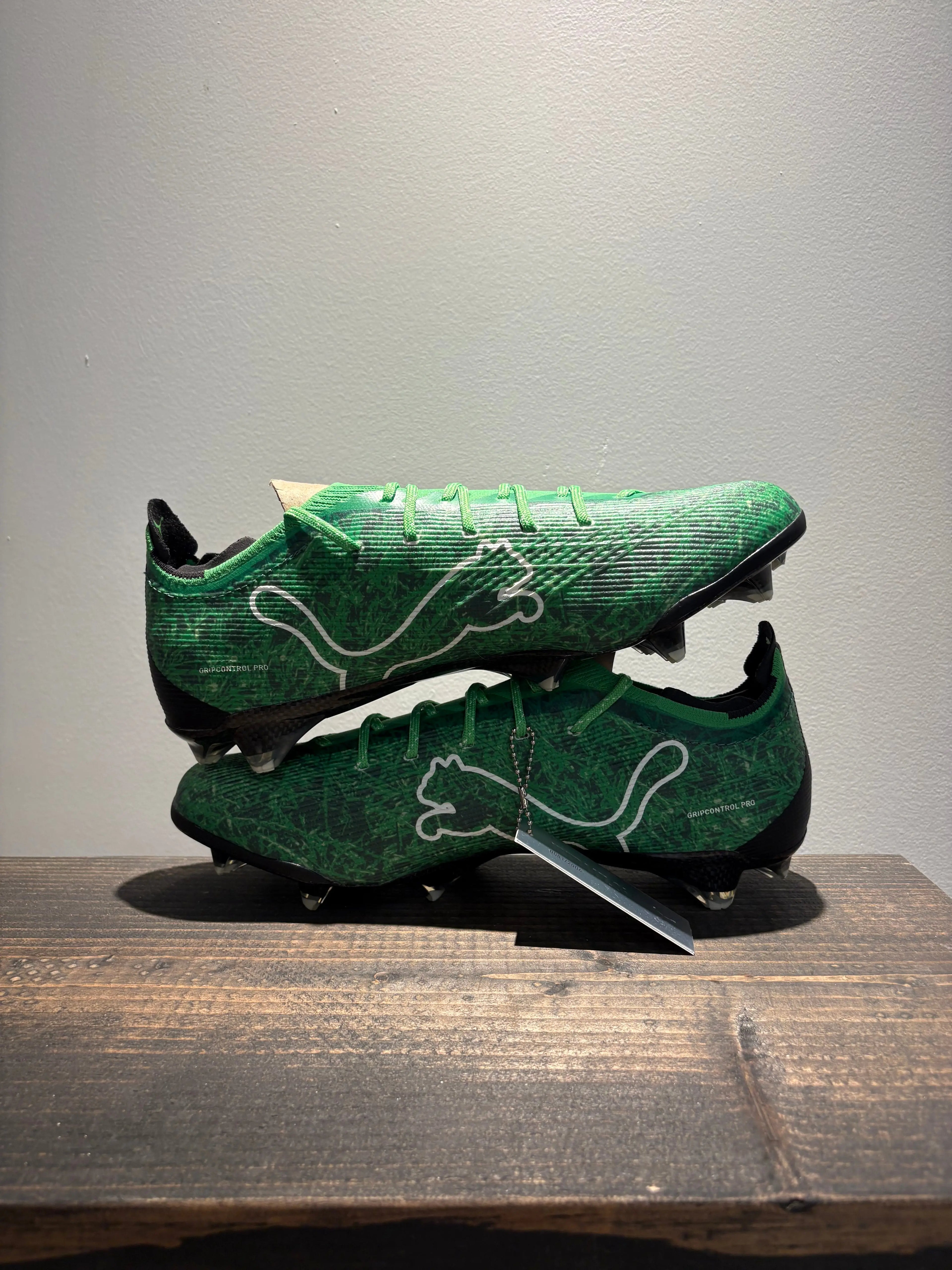 PUMA Ultra 6 Carbon FG Grass Pack Rene